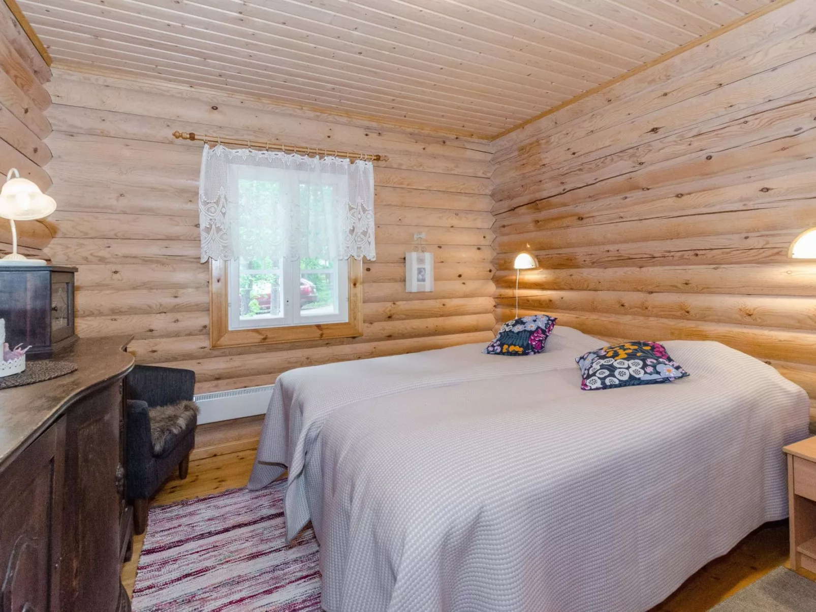 Hatun huilaus-Drinnen