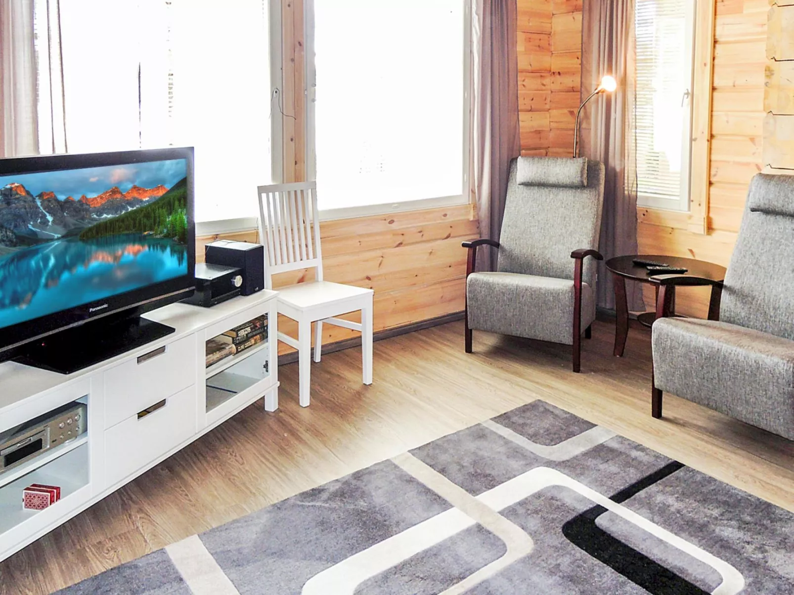 Nesterin helmi-Dedans