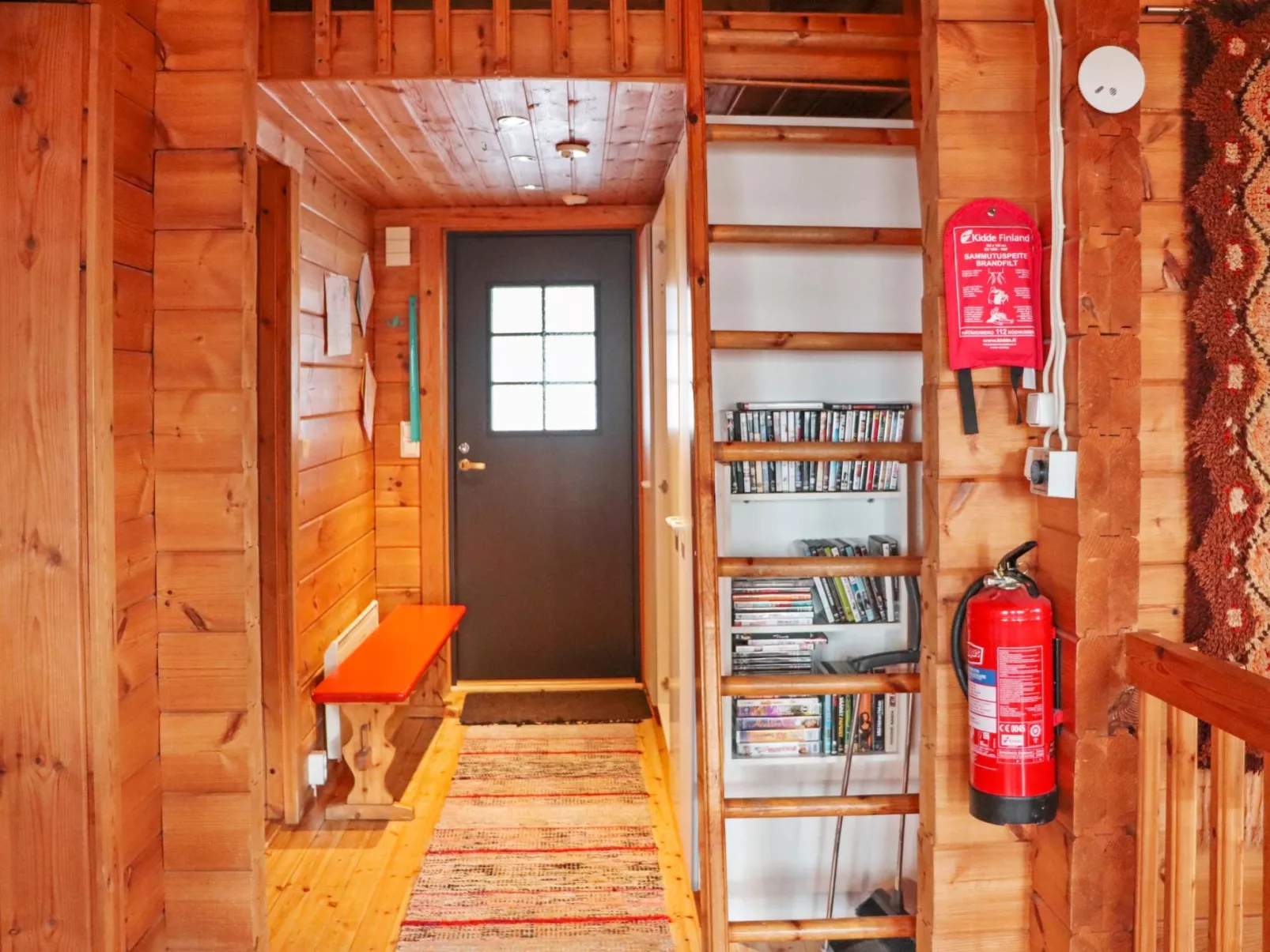 Alppitalo mökki-Dedans