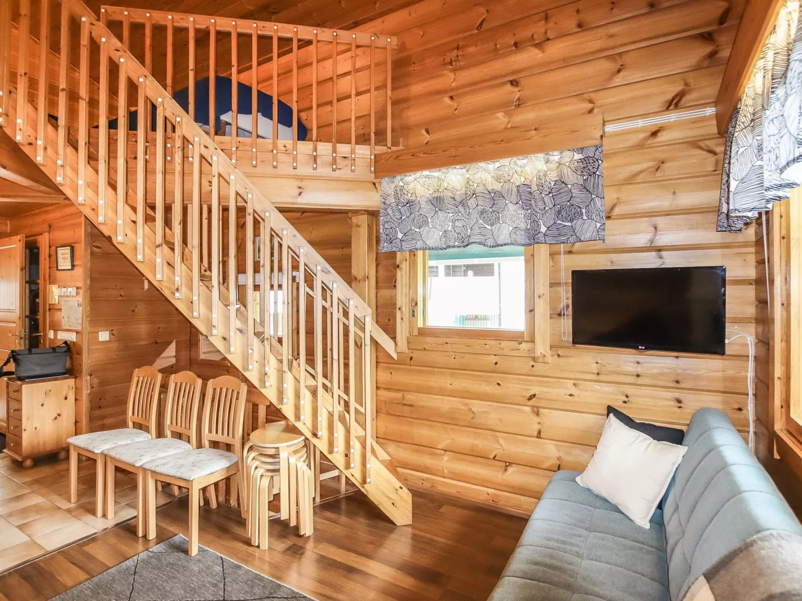 Erätuli 2 paritalo-Dedans