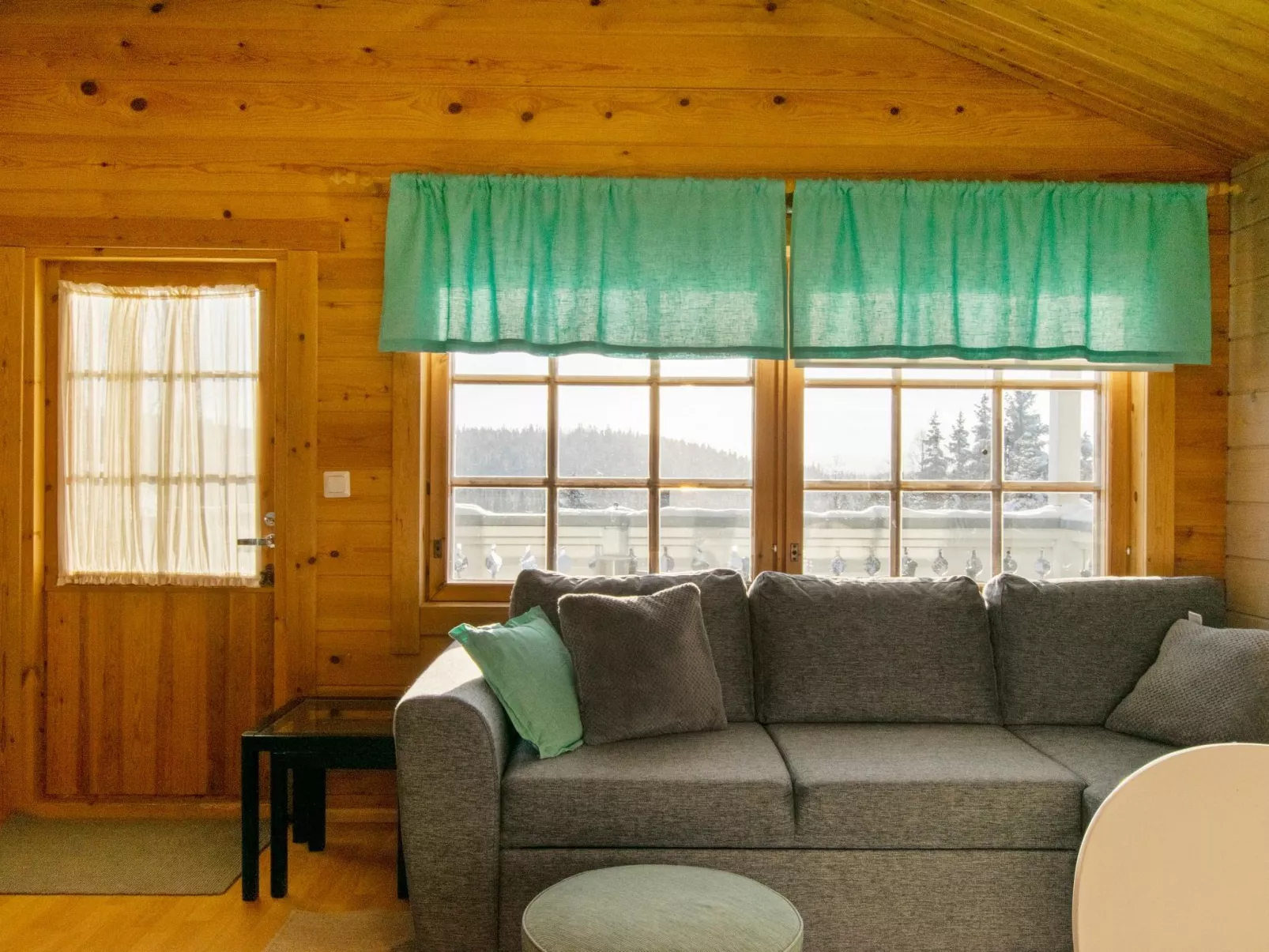 Gasthalla a paritalo-Dedans