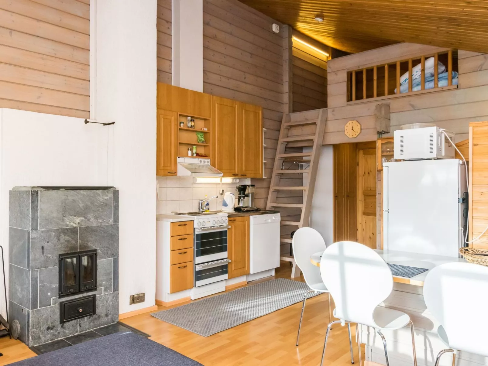 Gasthalla b paritalo-Dedans