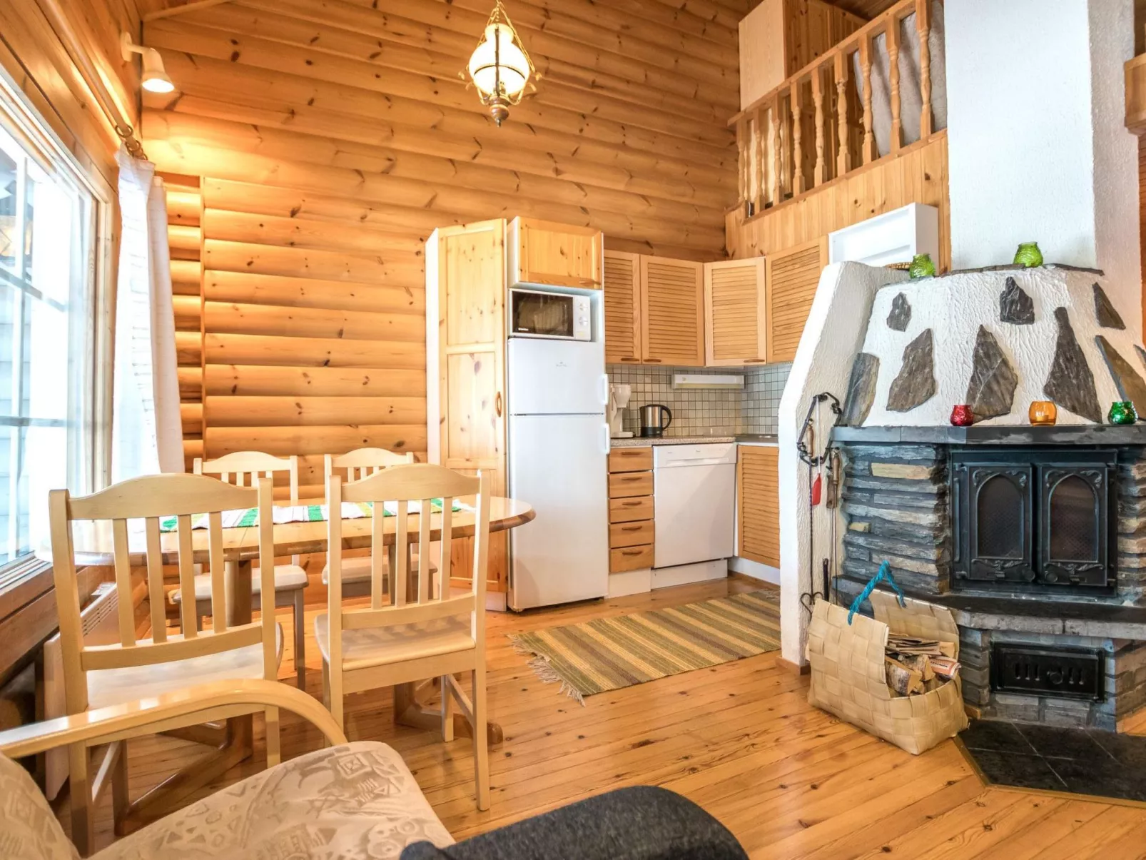 Ukkohovi 5 paritalo-Dedans