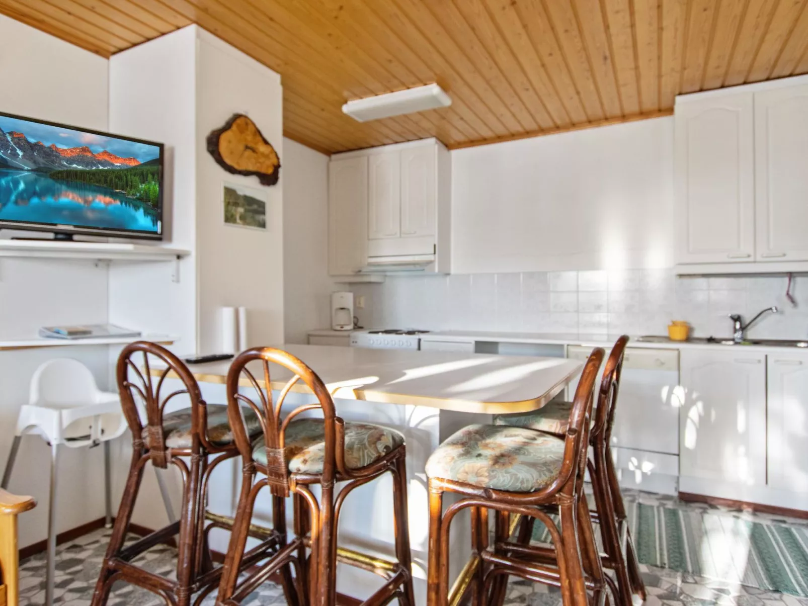 Alppikylä 13b paritalo-Dedans