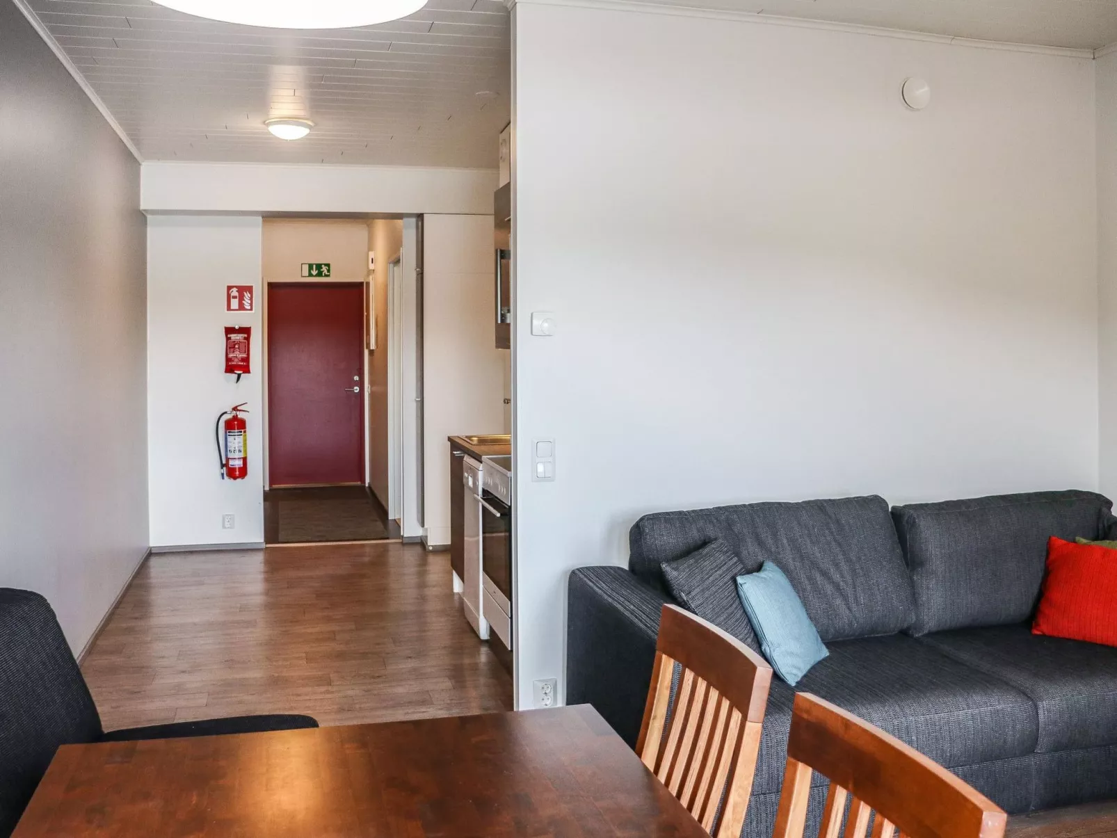 Skivillas 47 ukkohalla (a7)-Dedans