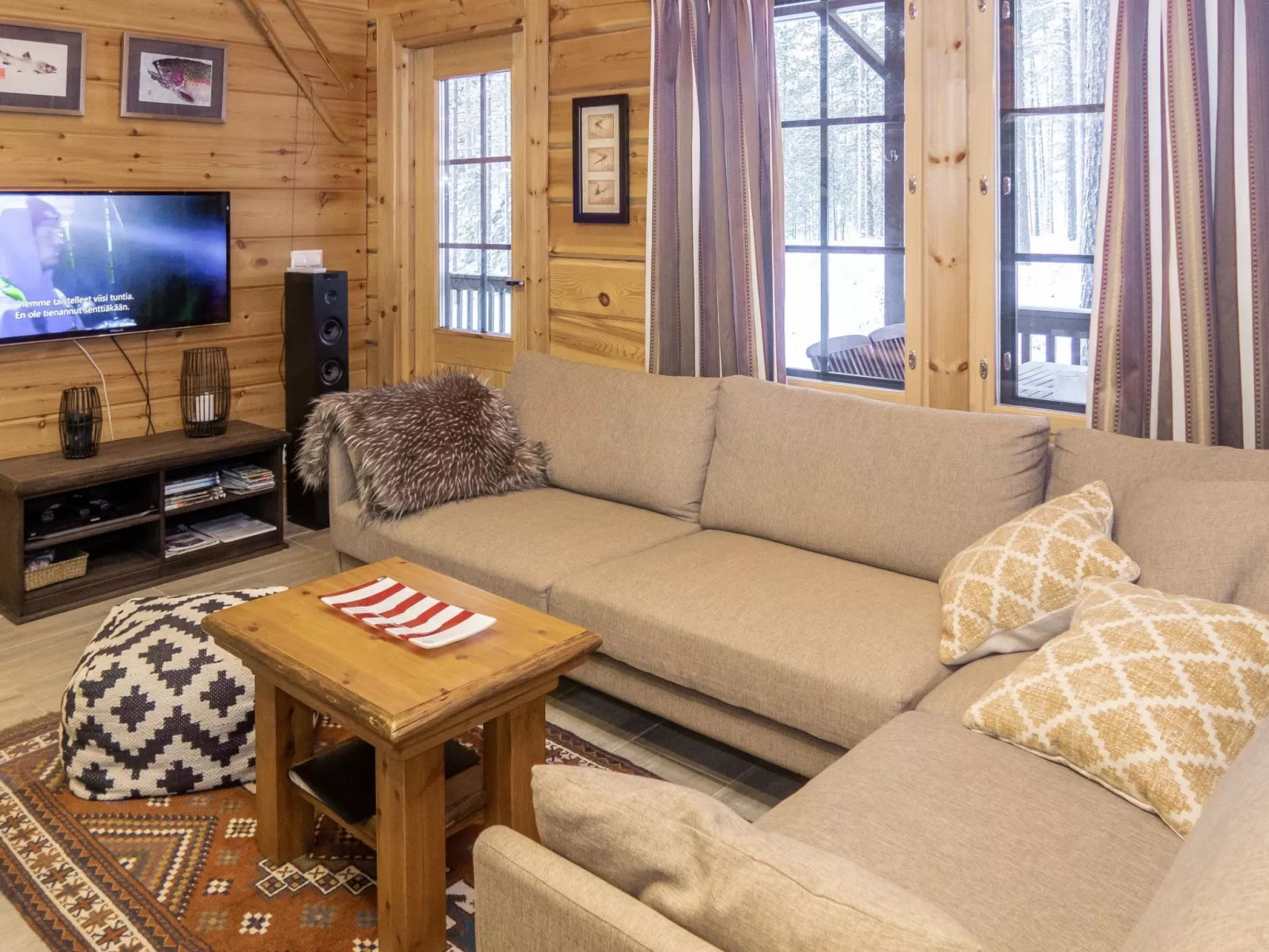 Kiehtäjän virta-Inside