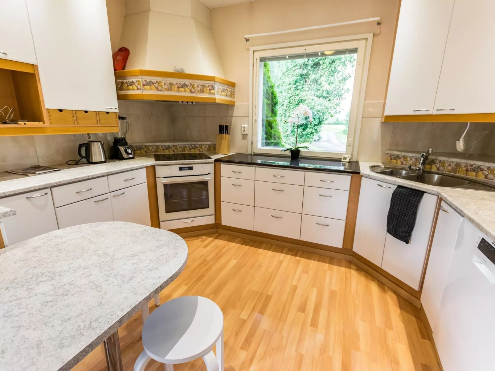 Villa jokiranta-Dedans