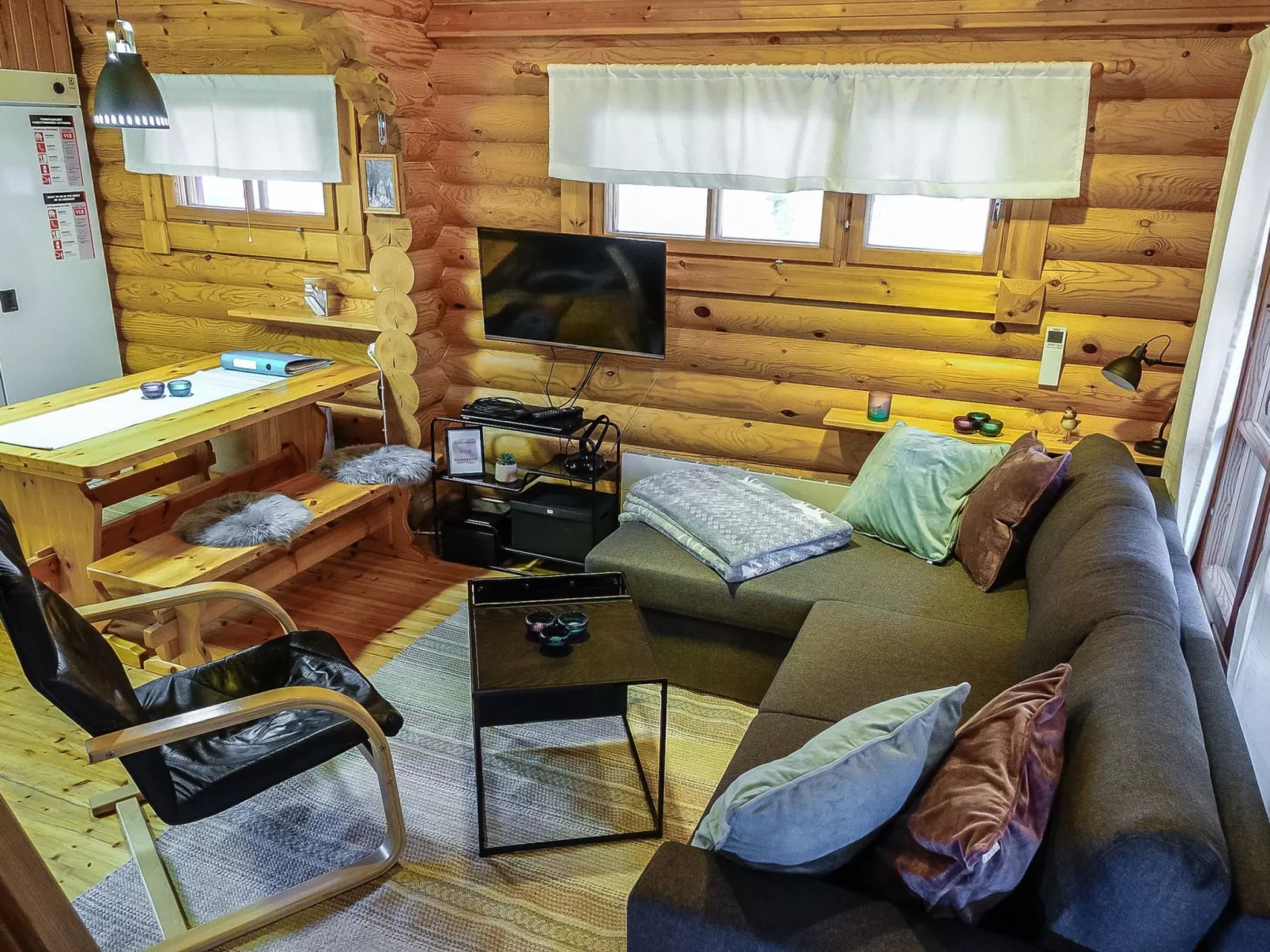 Lomaväinö 13-Dedans