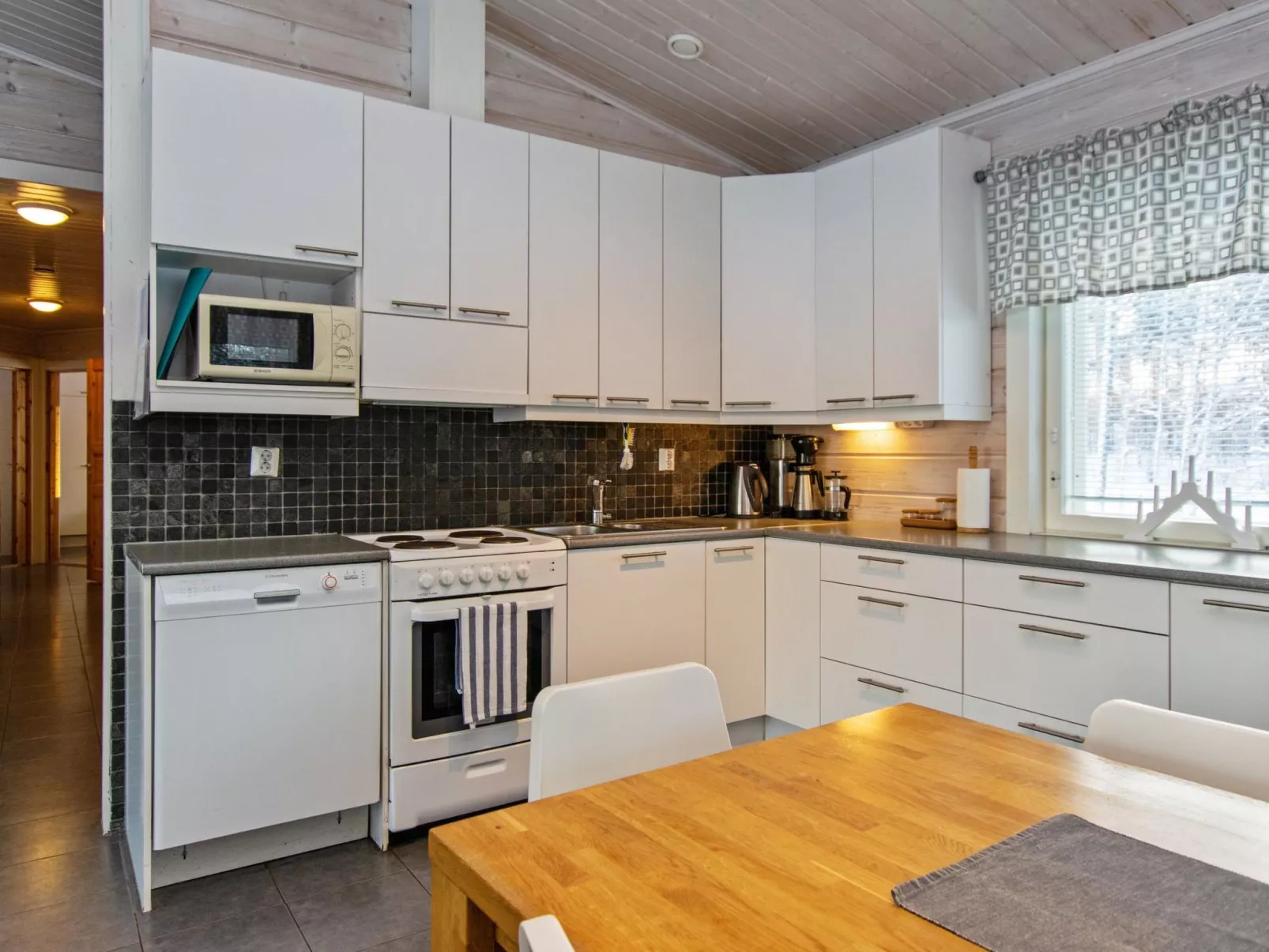 Hot pool cottage laurinranta-Dedans