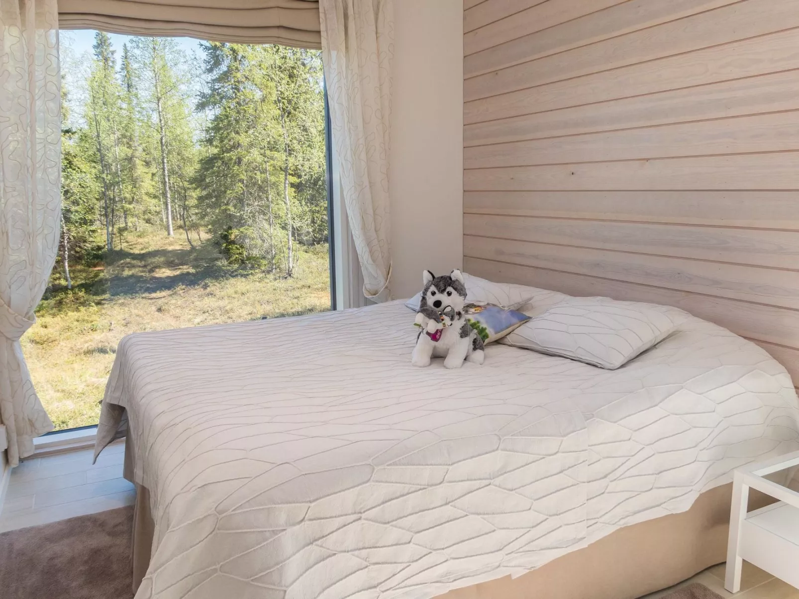 Holy lake rantasauna-Dedans