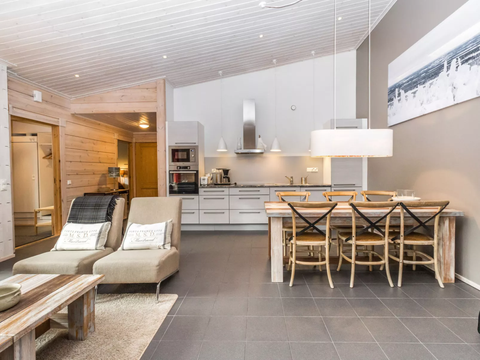 Sallan saaga-Drinnen