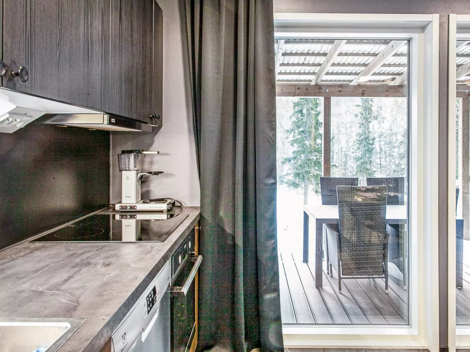 Villa ukkometso-Dedans