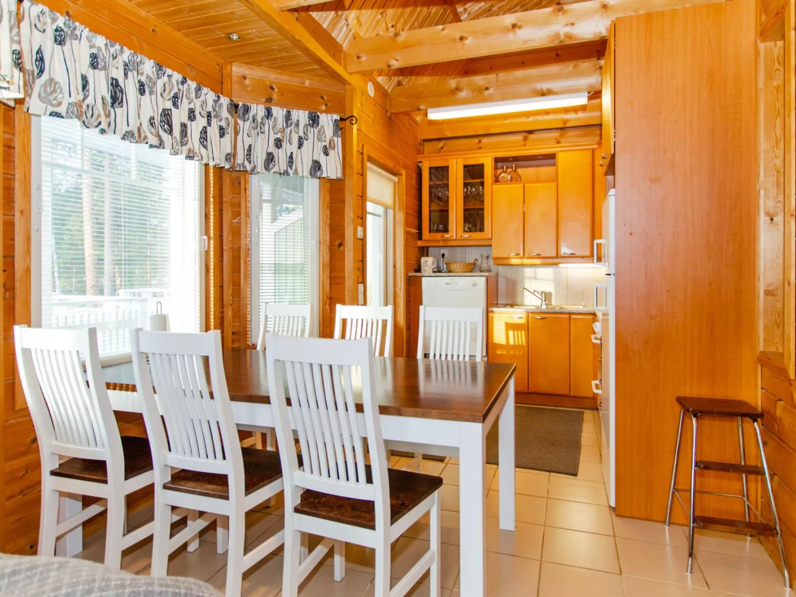 Saunaharju 7-Drinnen