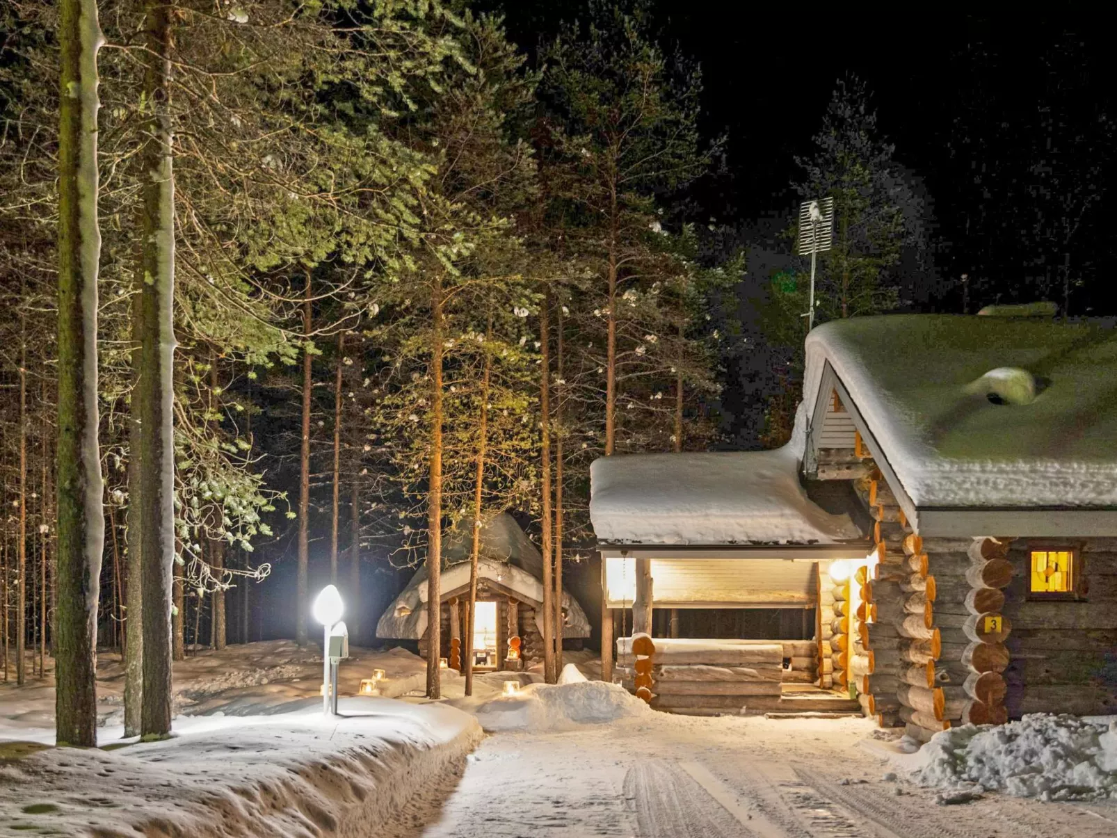 Rukanlumous 3-Drinnen