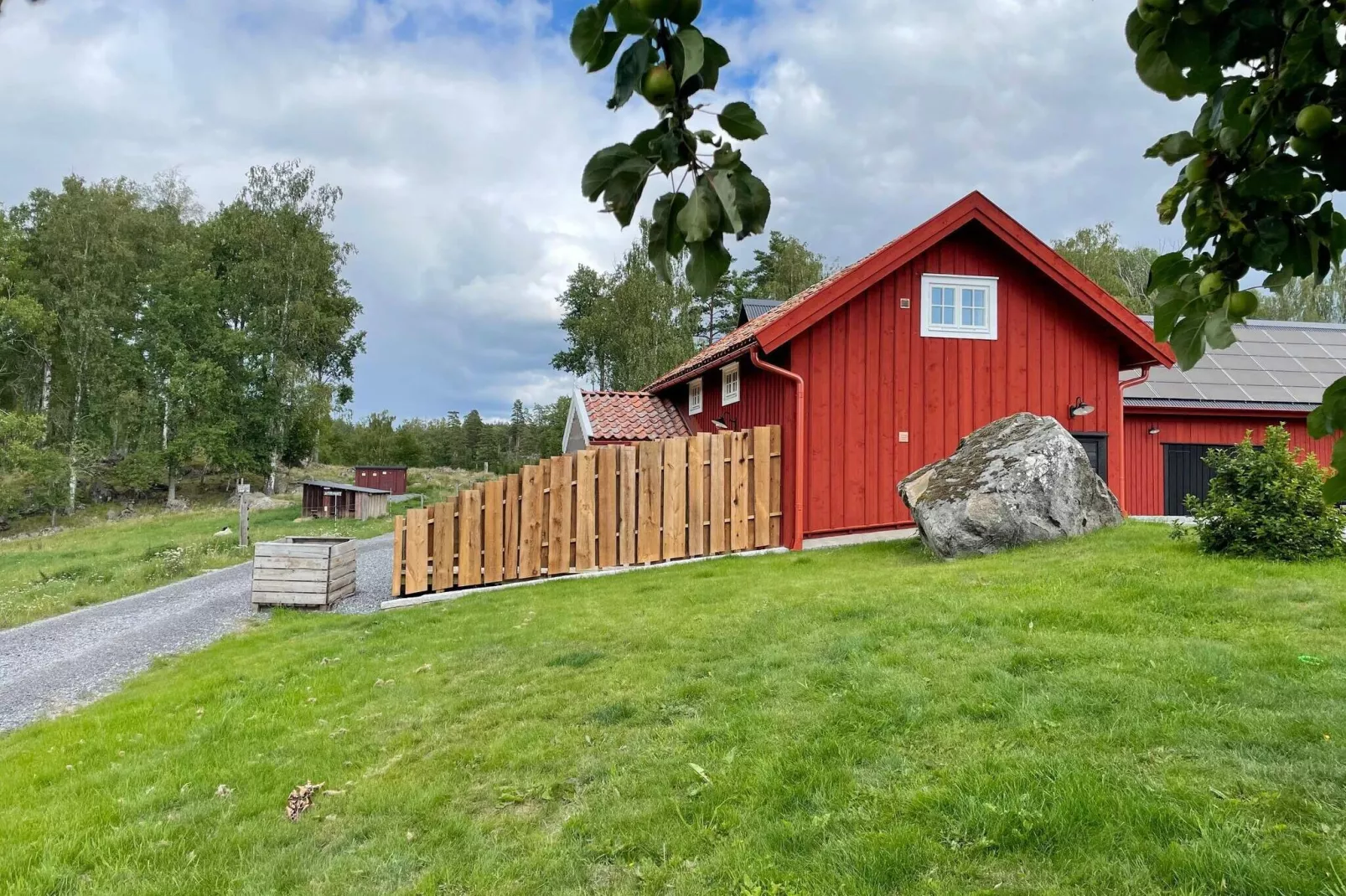 4 Sterne Ferienhaus in Mellösa-By Traum-Außenbereich