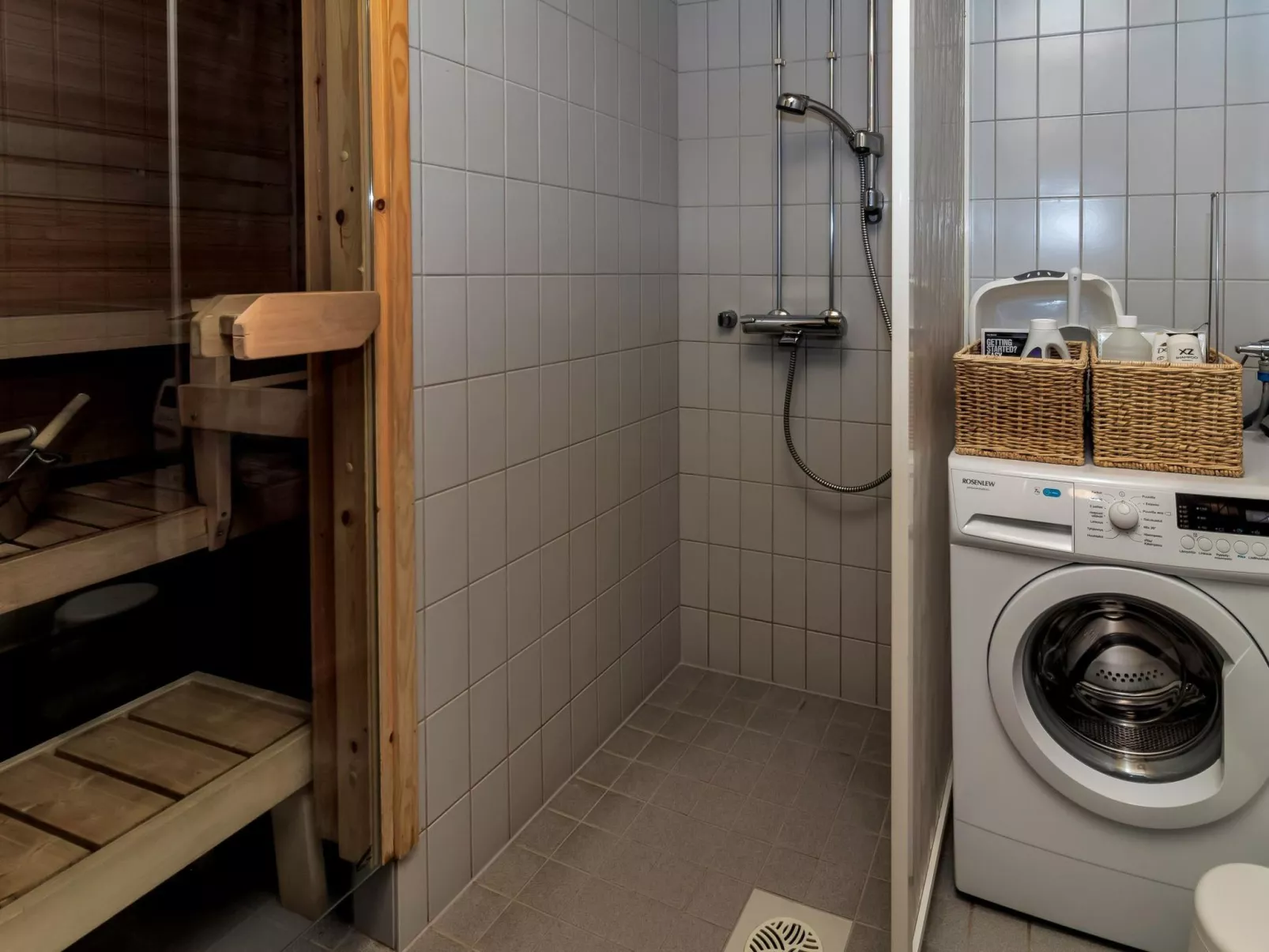 Kesä-iikka 4-Inside