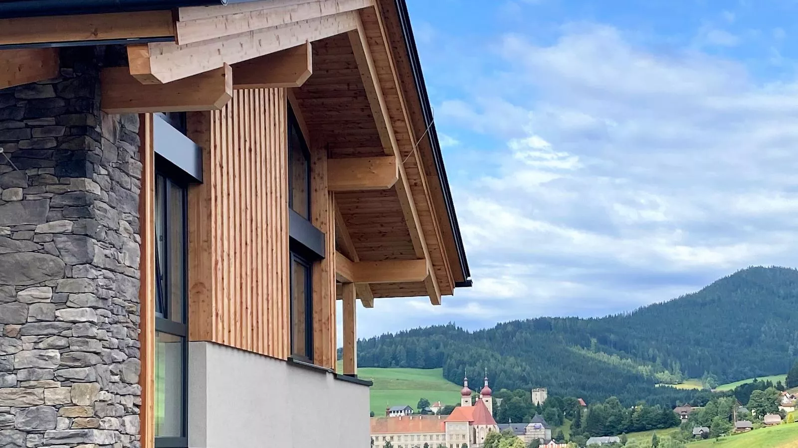 Grebenzen Lodge 1028-Exterior summer