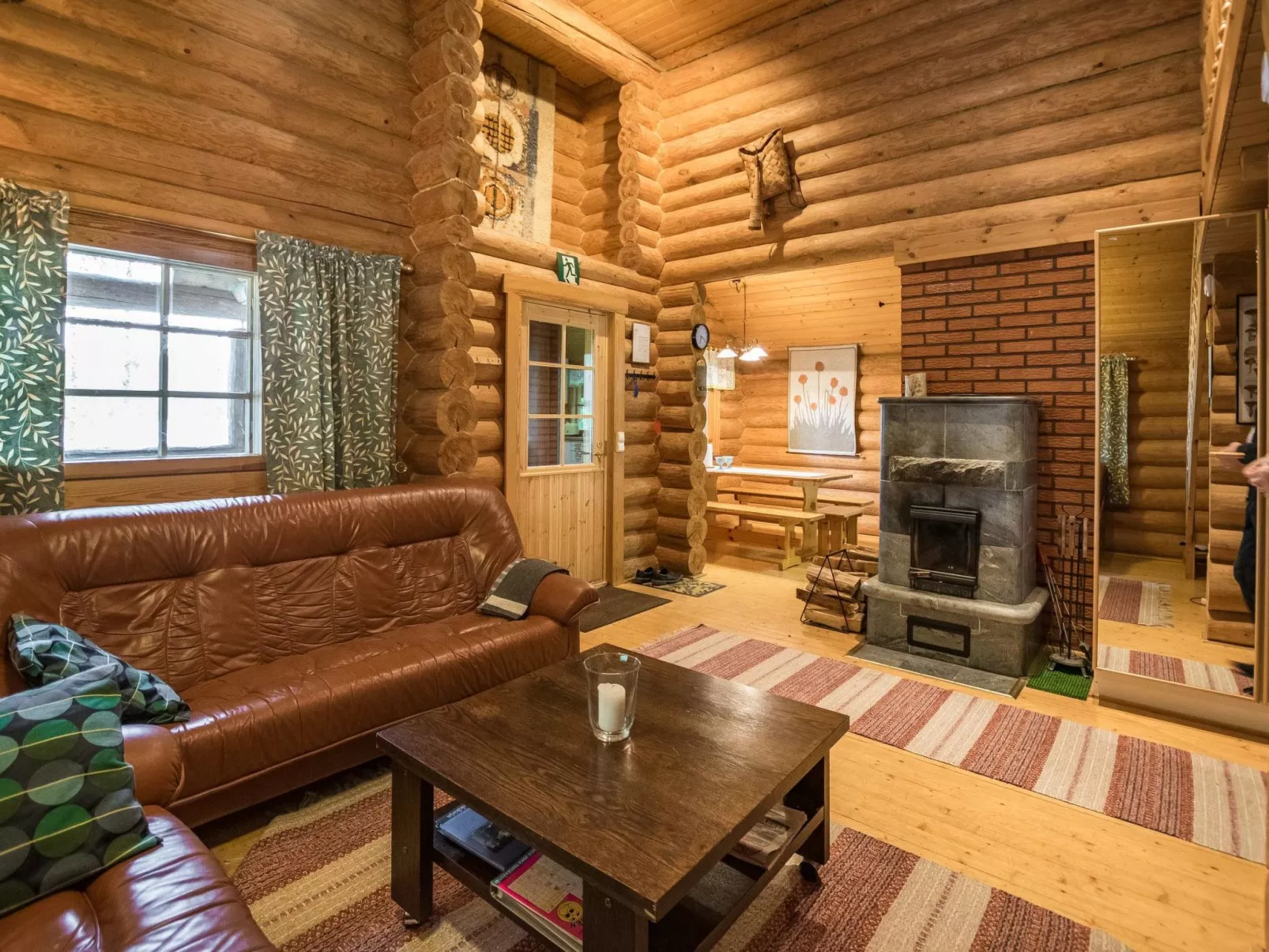 Aurinkoniemi-Drinnen