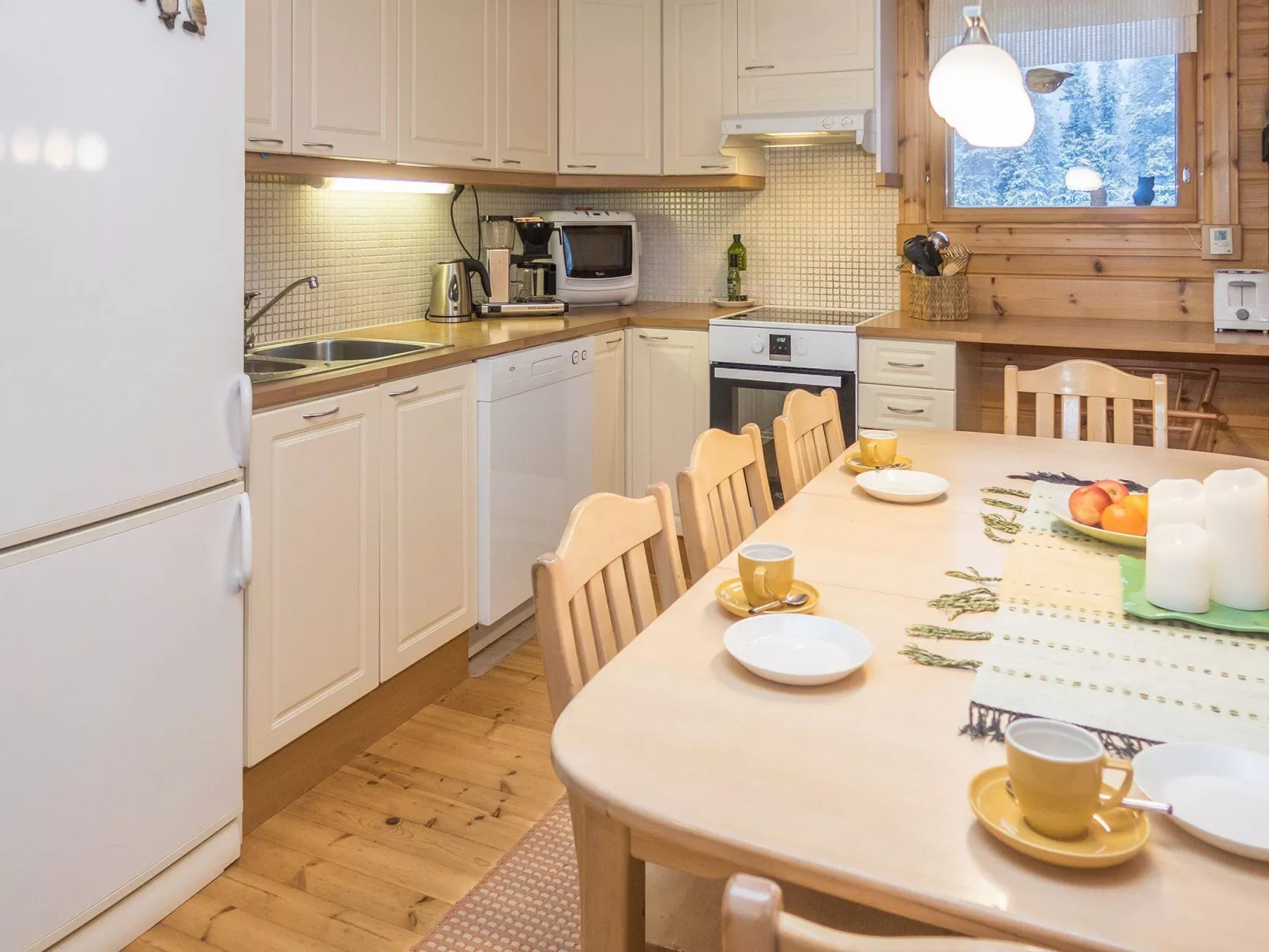 Pöllölaakso-Dedans