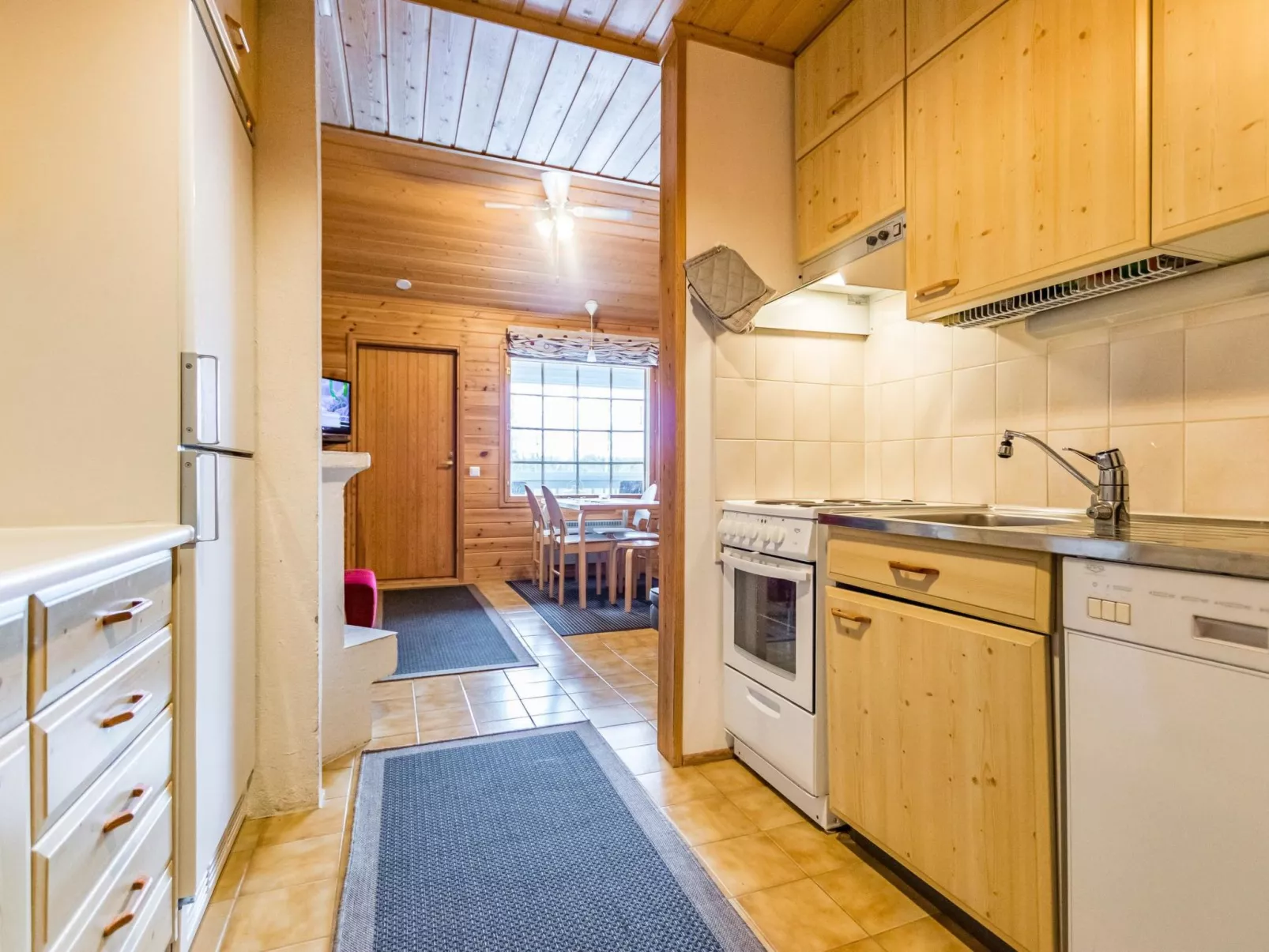 Mestarikämpät b10-Dedans