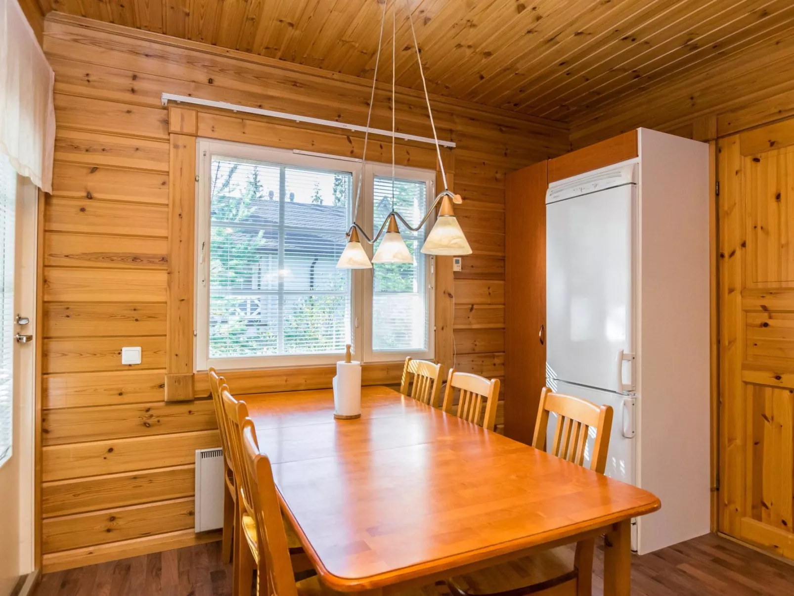 Klz 2. smaragdi-Inside