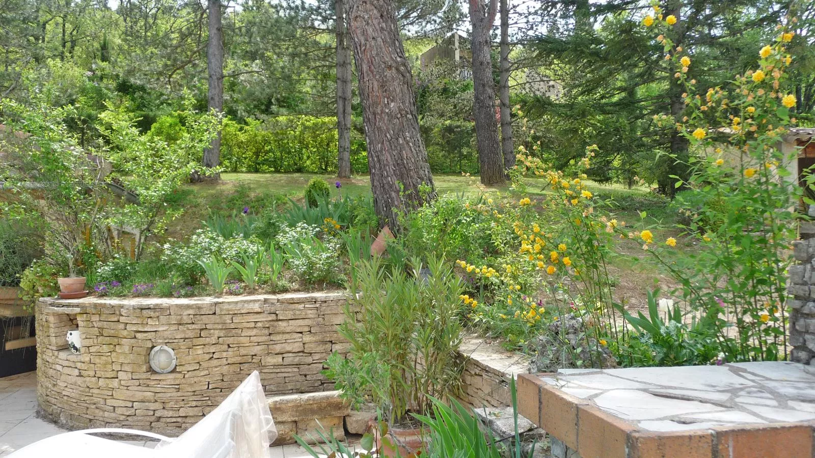 Liodrey-Gardens summer