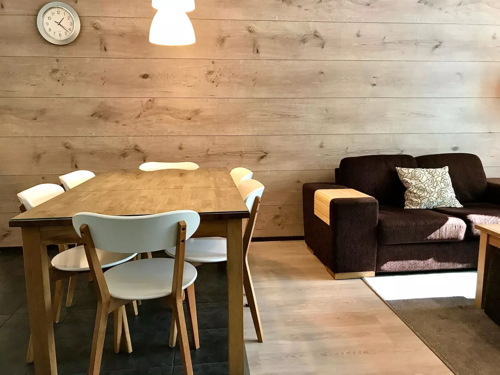 Weekend family-Dedans