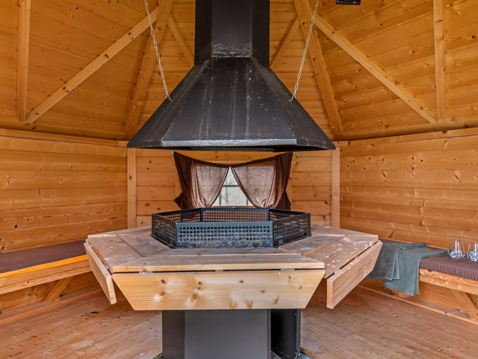 "Thorvor" - 400m from the sea-Draußen