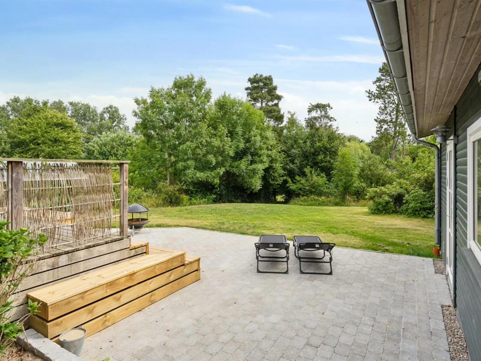 "Esme" - 225m to the fjord-Outside