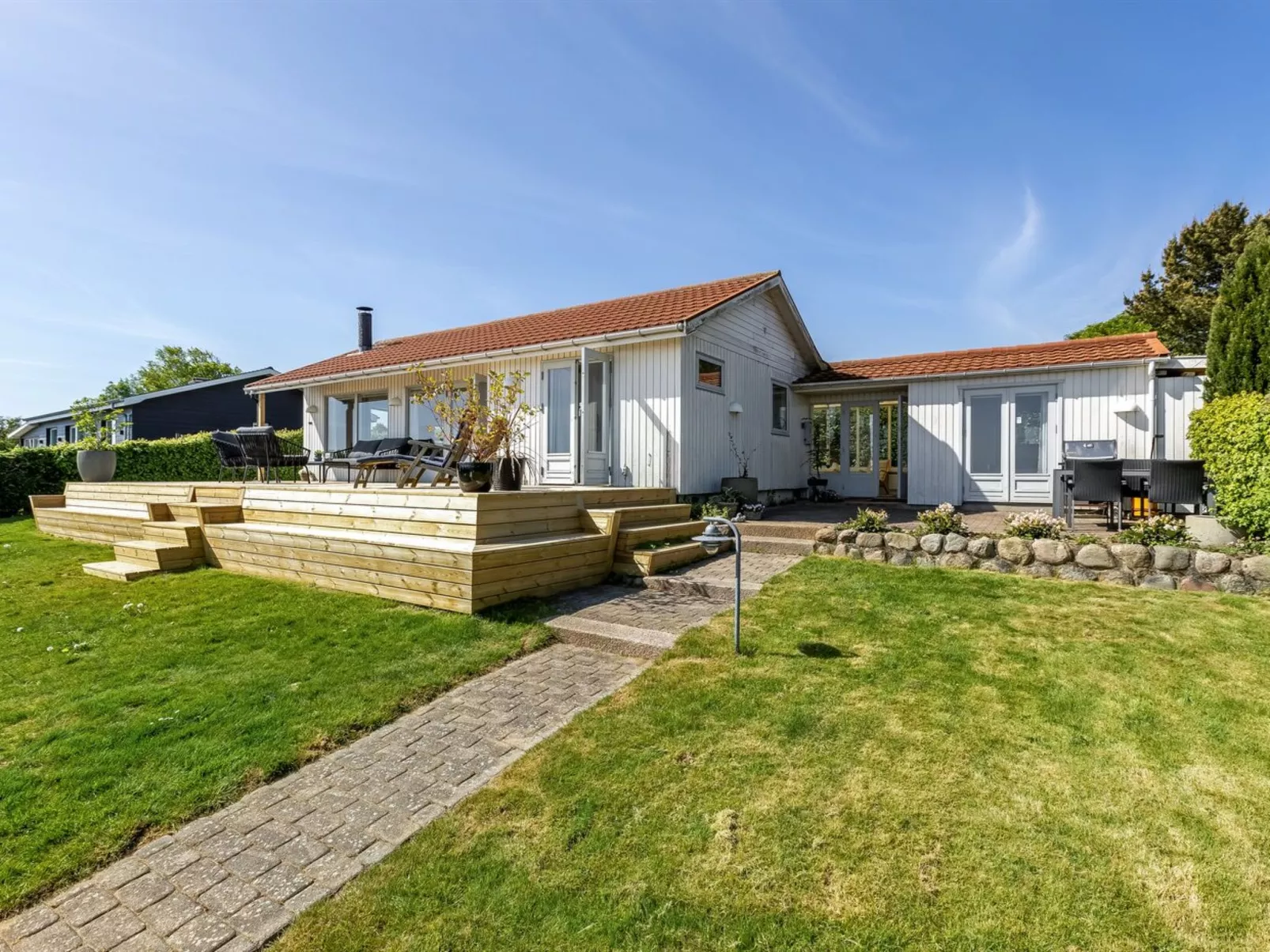 "Tobias" - 45m to the fjord-Draußen