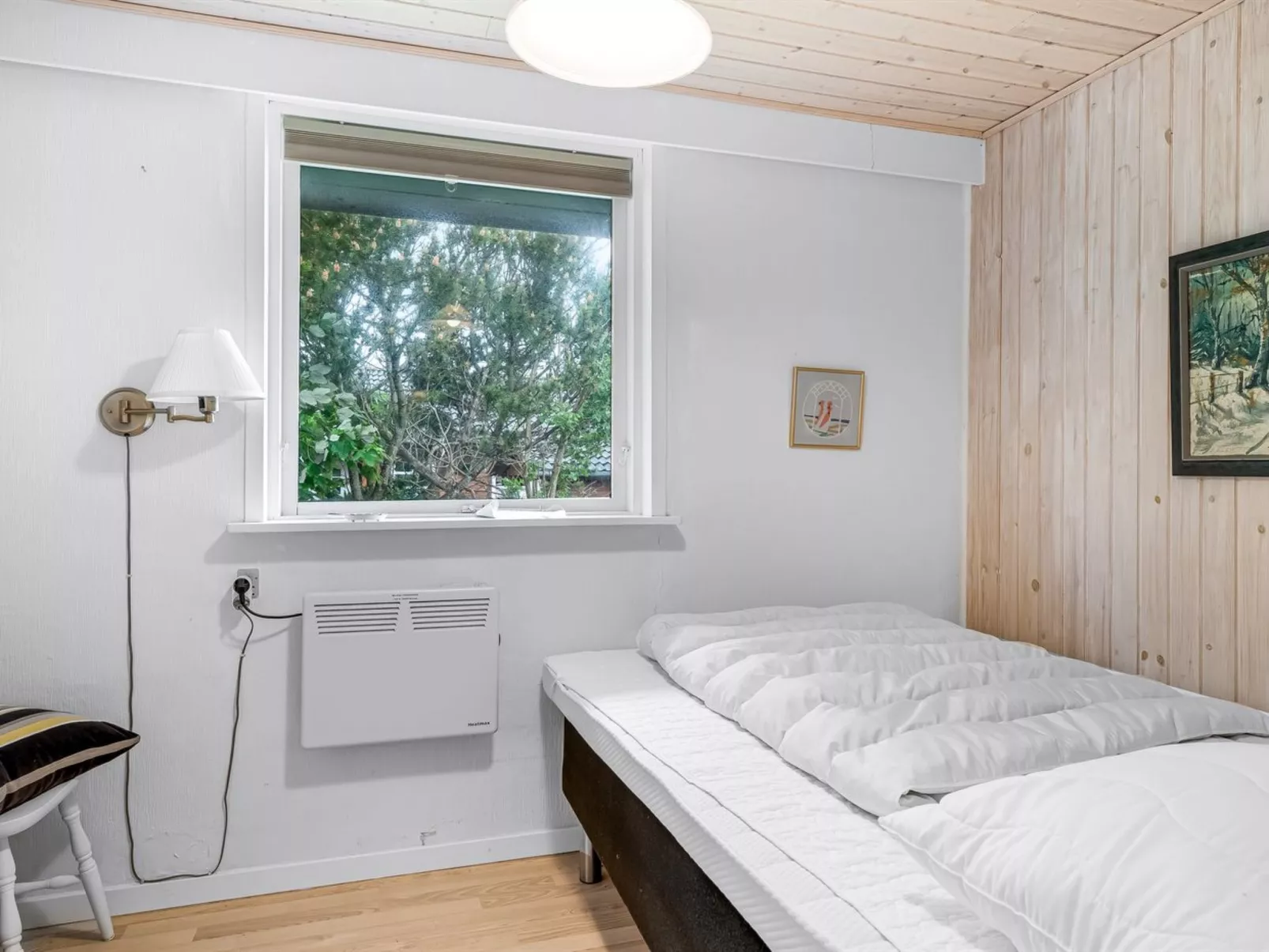 "Johan" -  from the sea-Inside