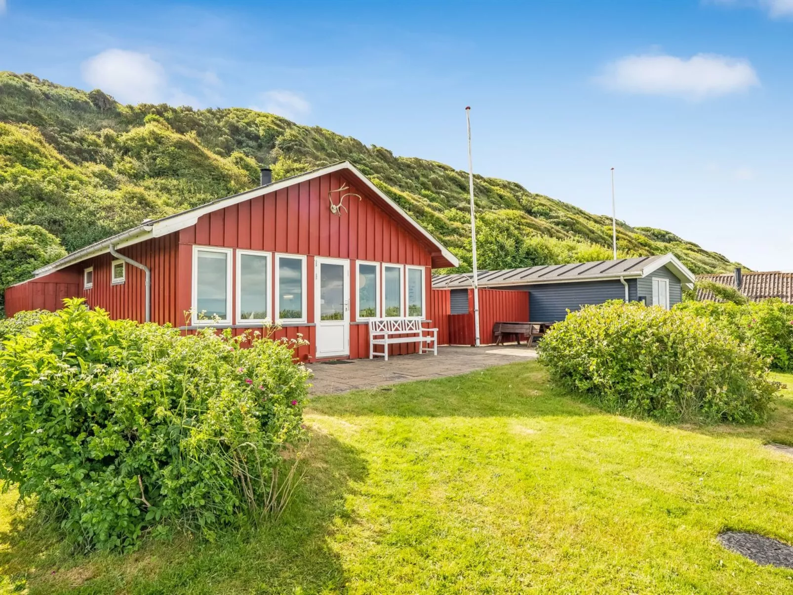 "Blia" - 120m to the fjord-Draußen