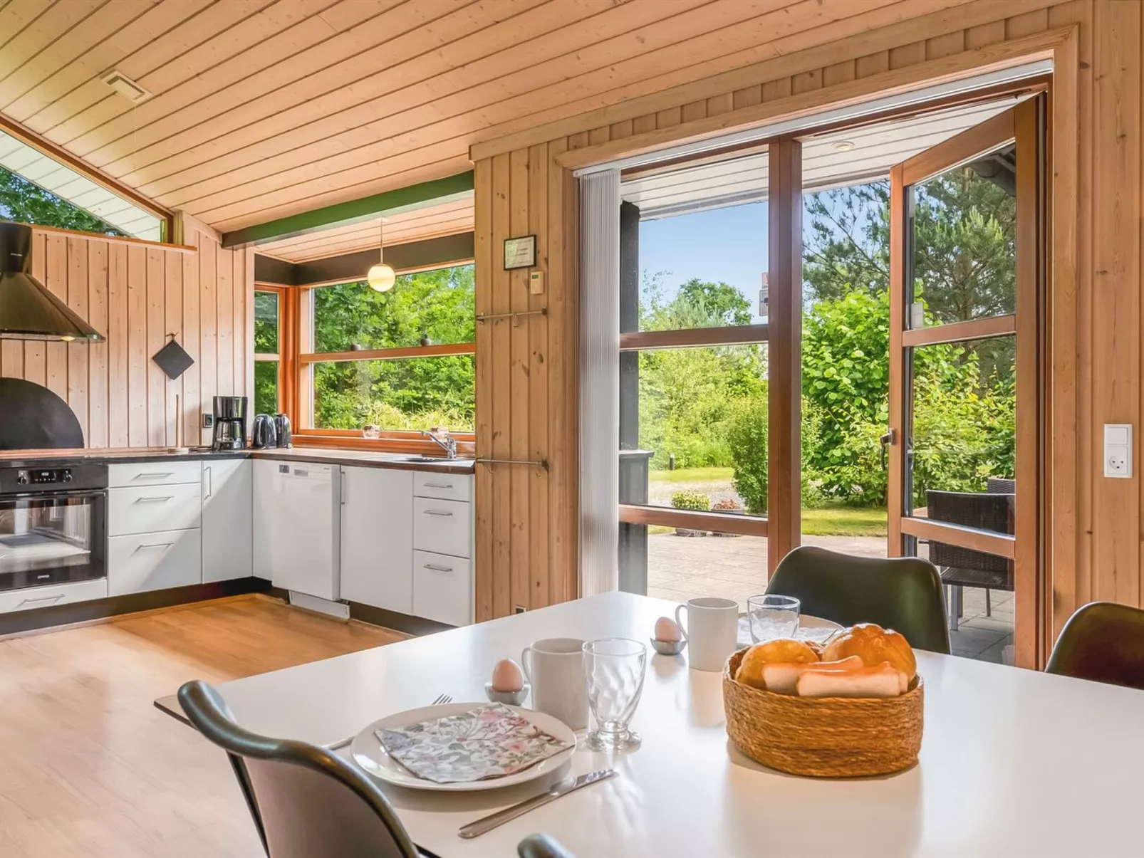 "Rosaline" - 500m from the sea-Drinnen