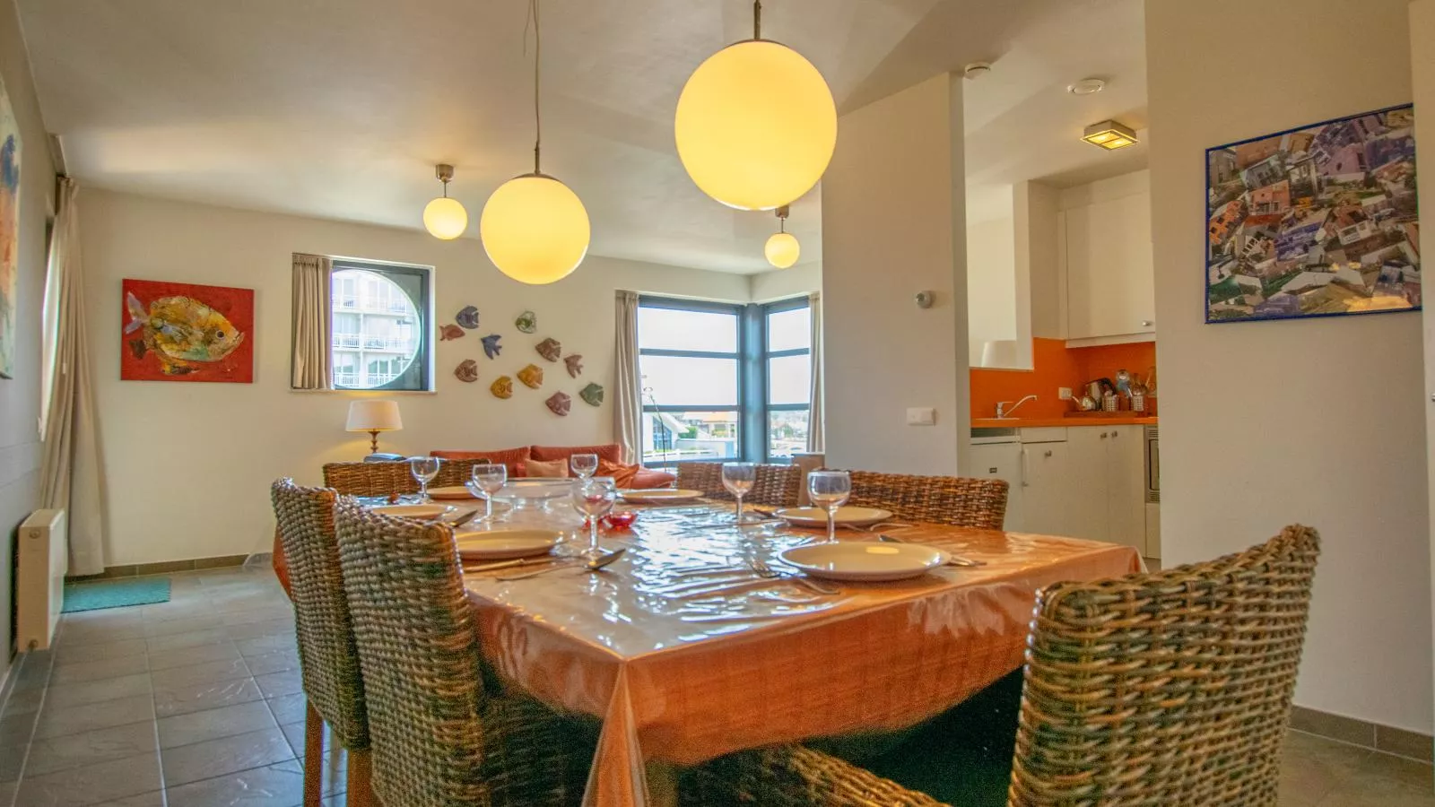 Goudvis-Dining room
