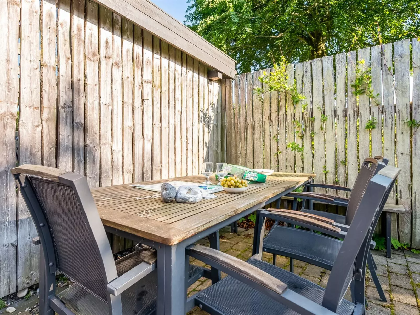 "Meglena" - 250m from the sea-Outside