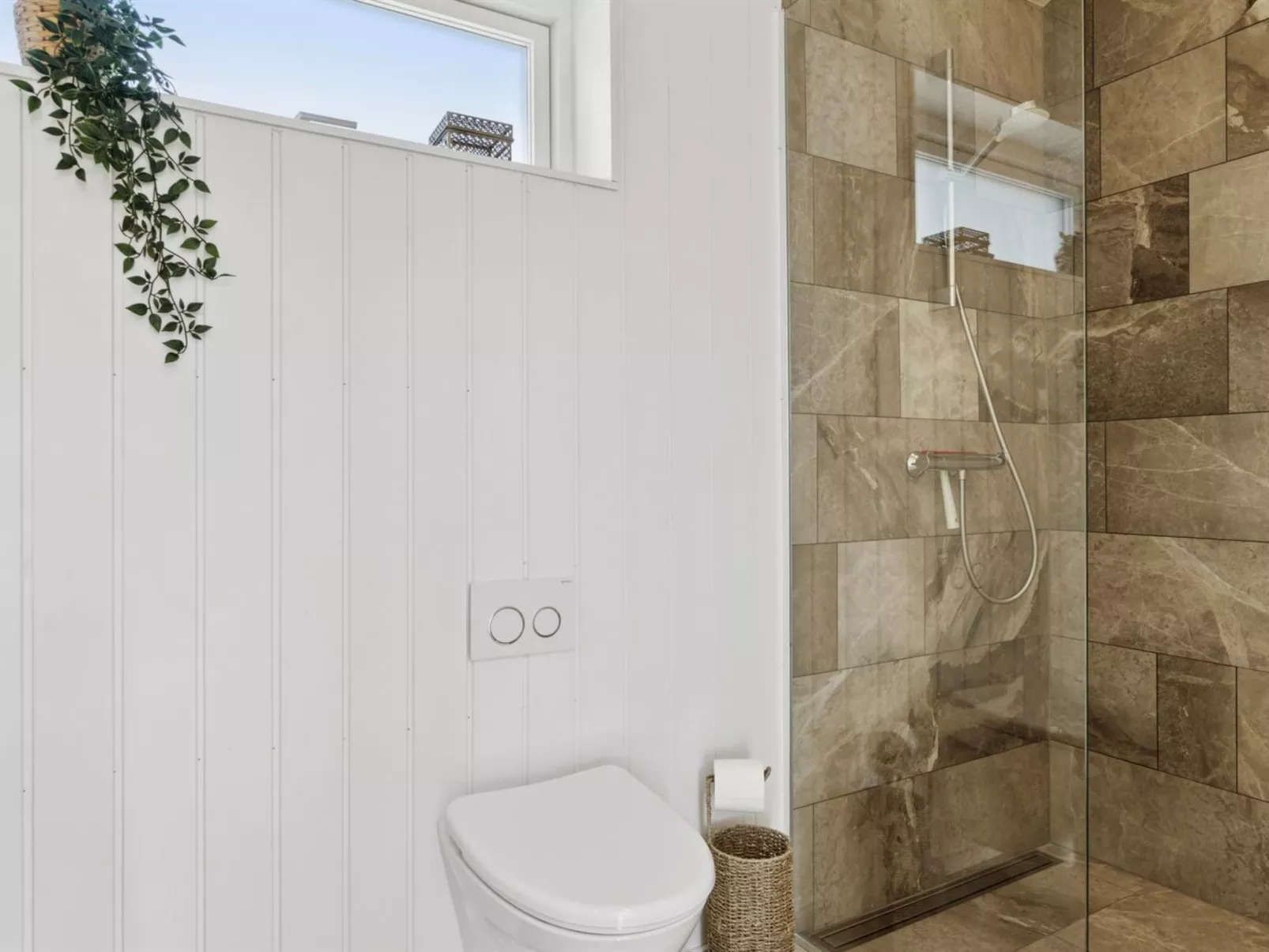 "Fabine" - 75m from the sea-Inside