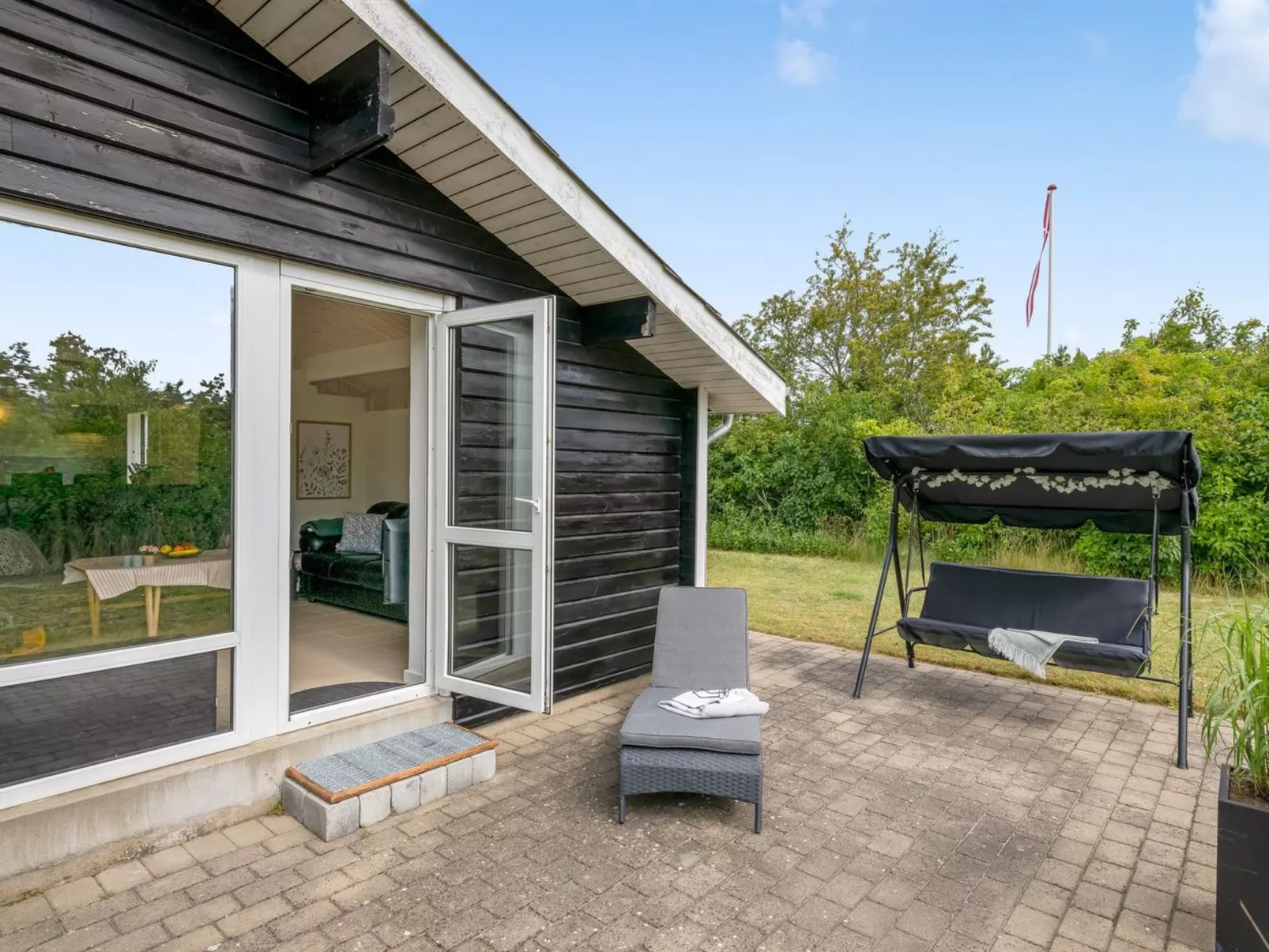 "Blesse" - 500m to the fjord-Draußen