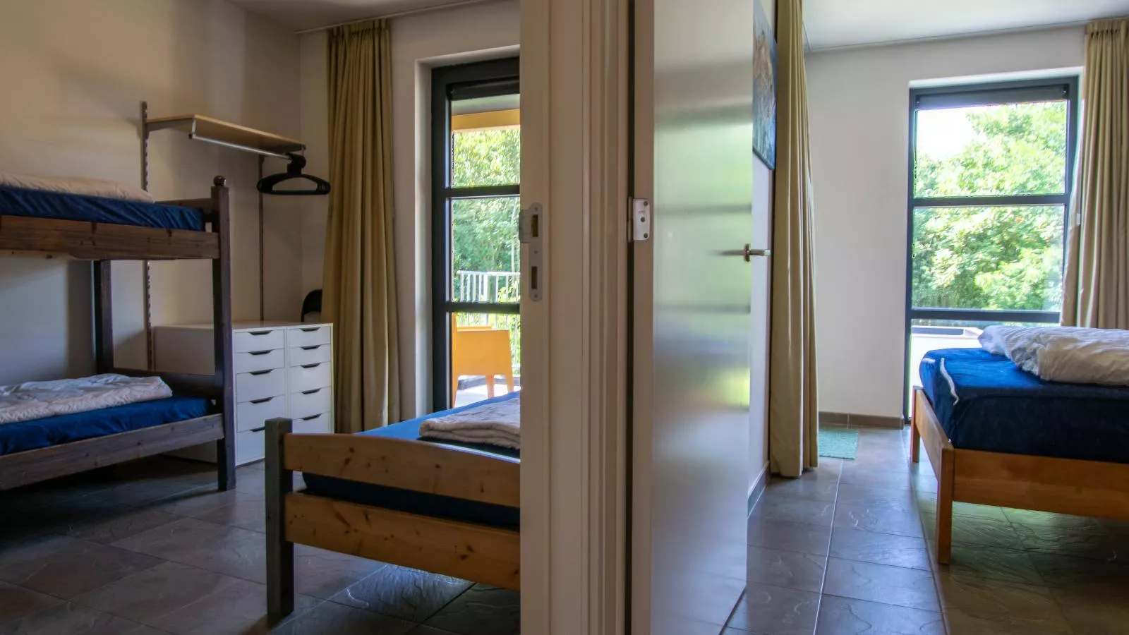 Goudvis-Bedroom