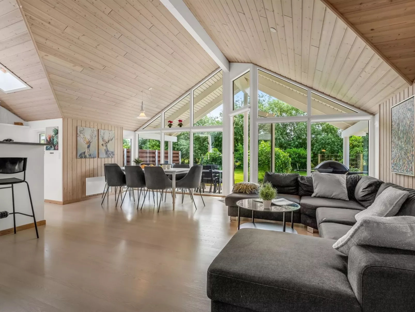 "Mika" - 800m from the sea-Dedans