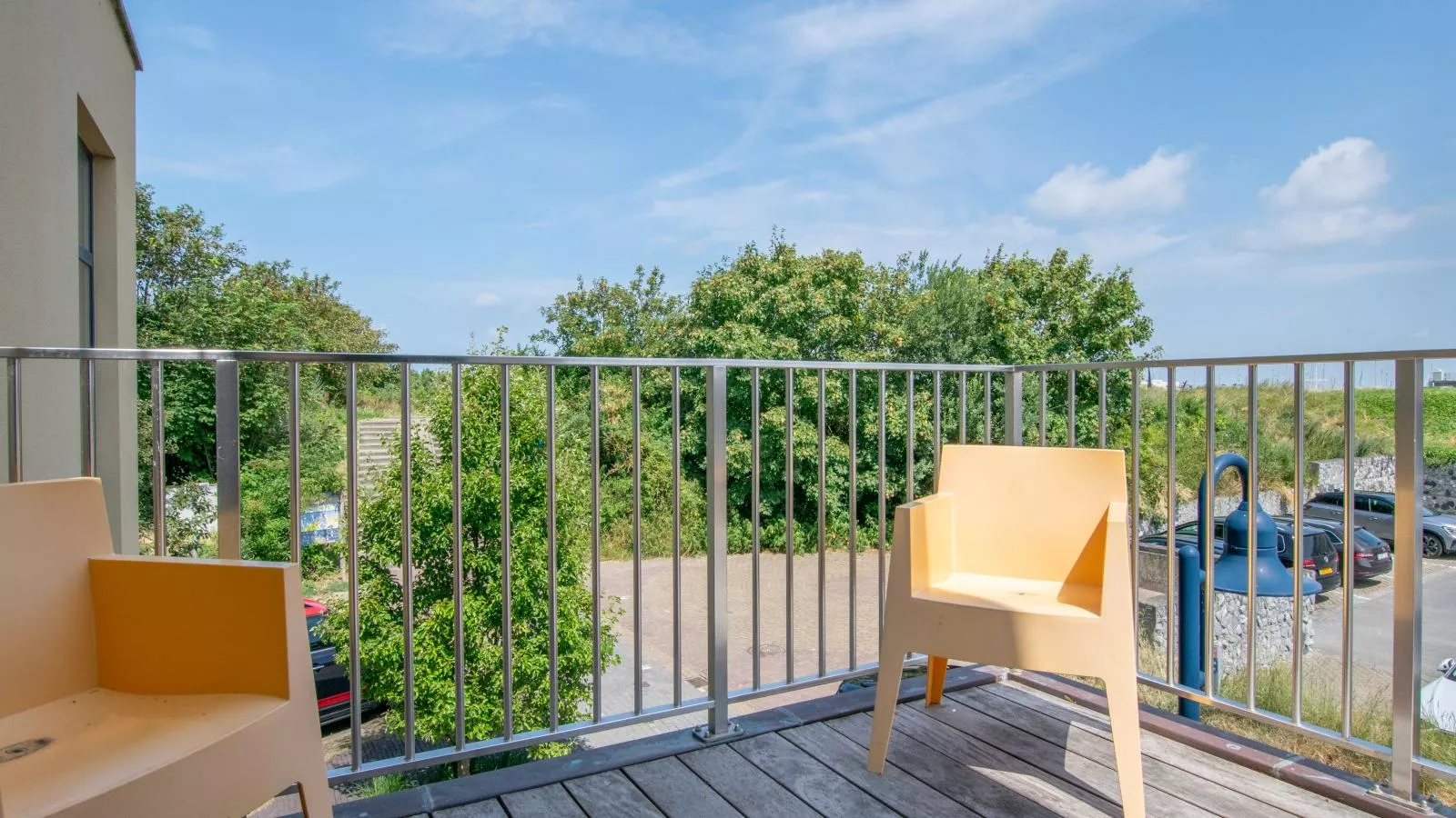 Goudvis-Terrace balcony