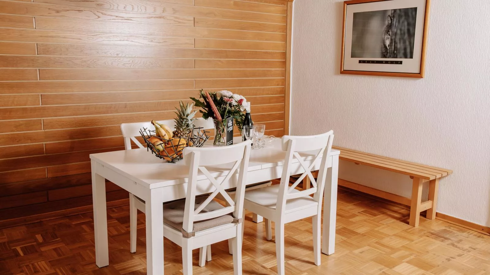 Hubertus II-Dining room