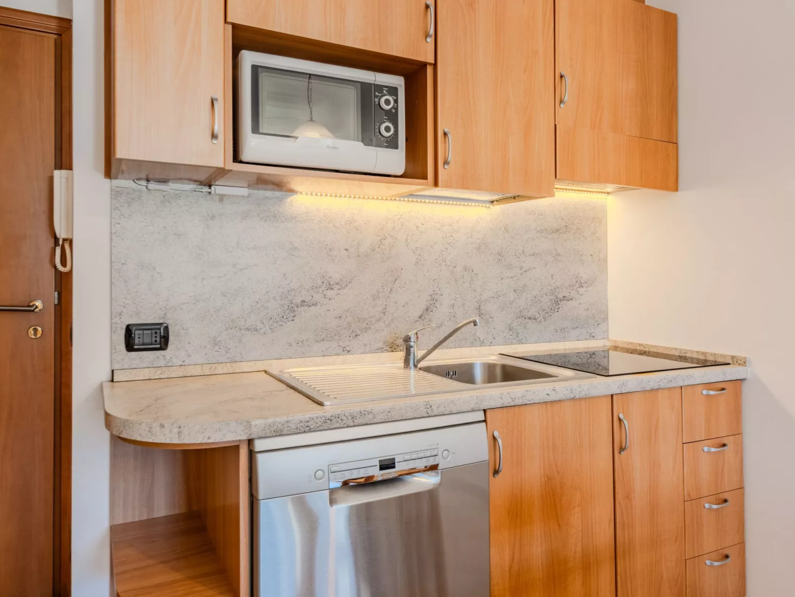 Baldo Living Apartment-Inside