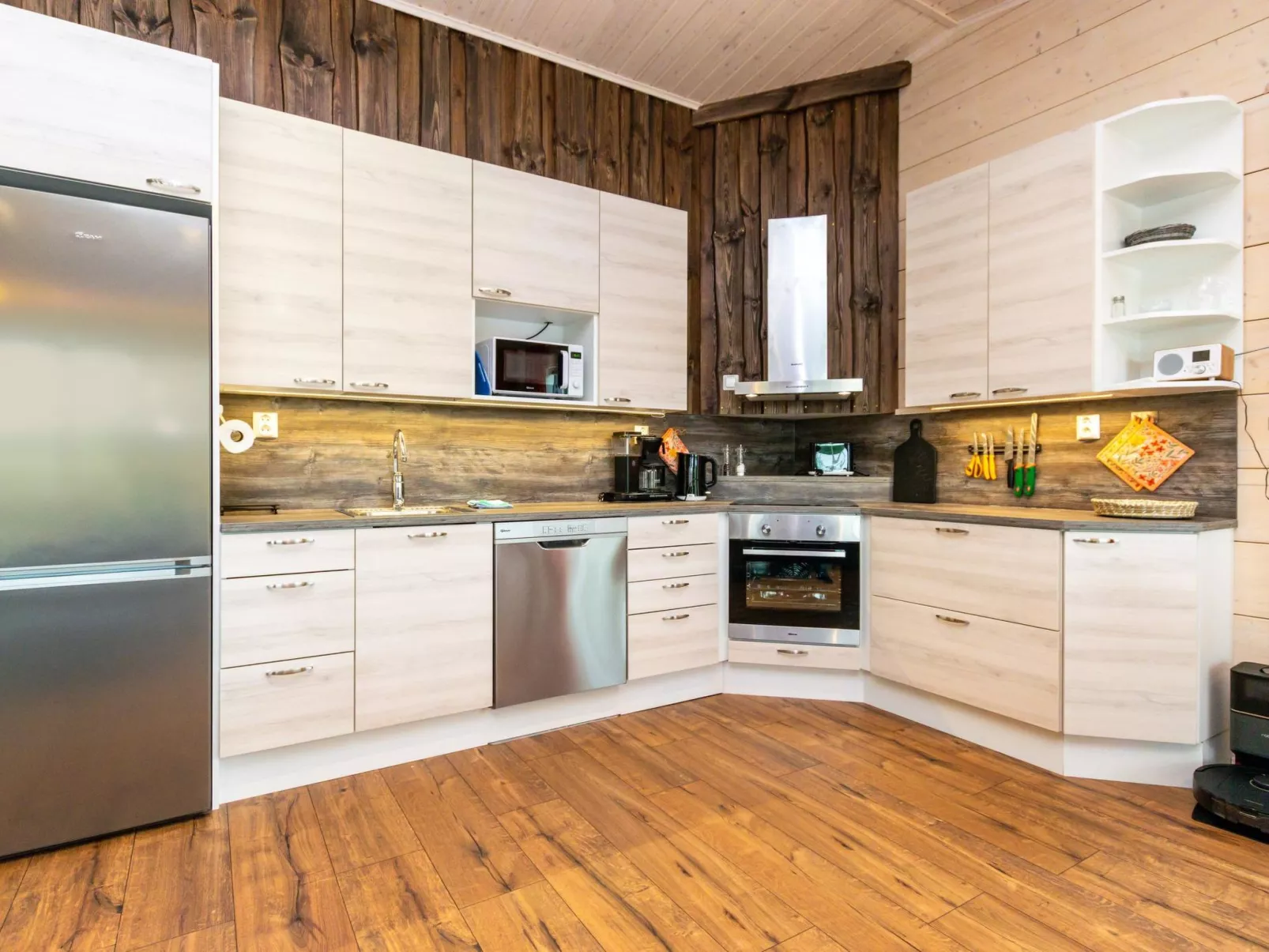 Käpälämäki-Dedans