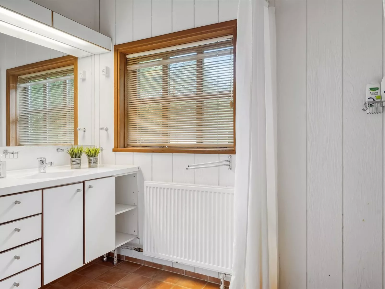 "Arsi" - 2km from the sea-Drinnen