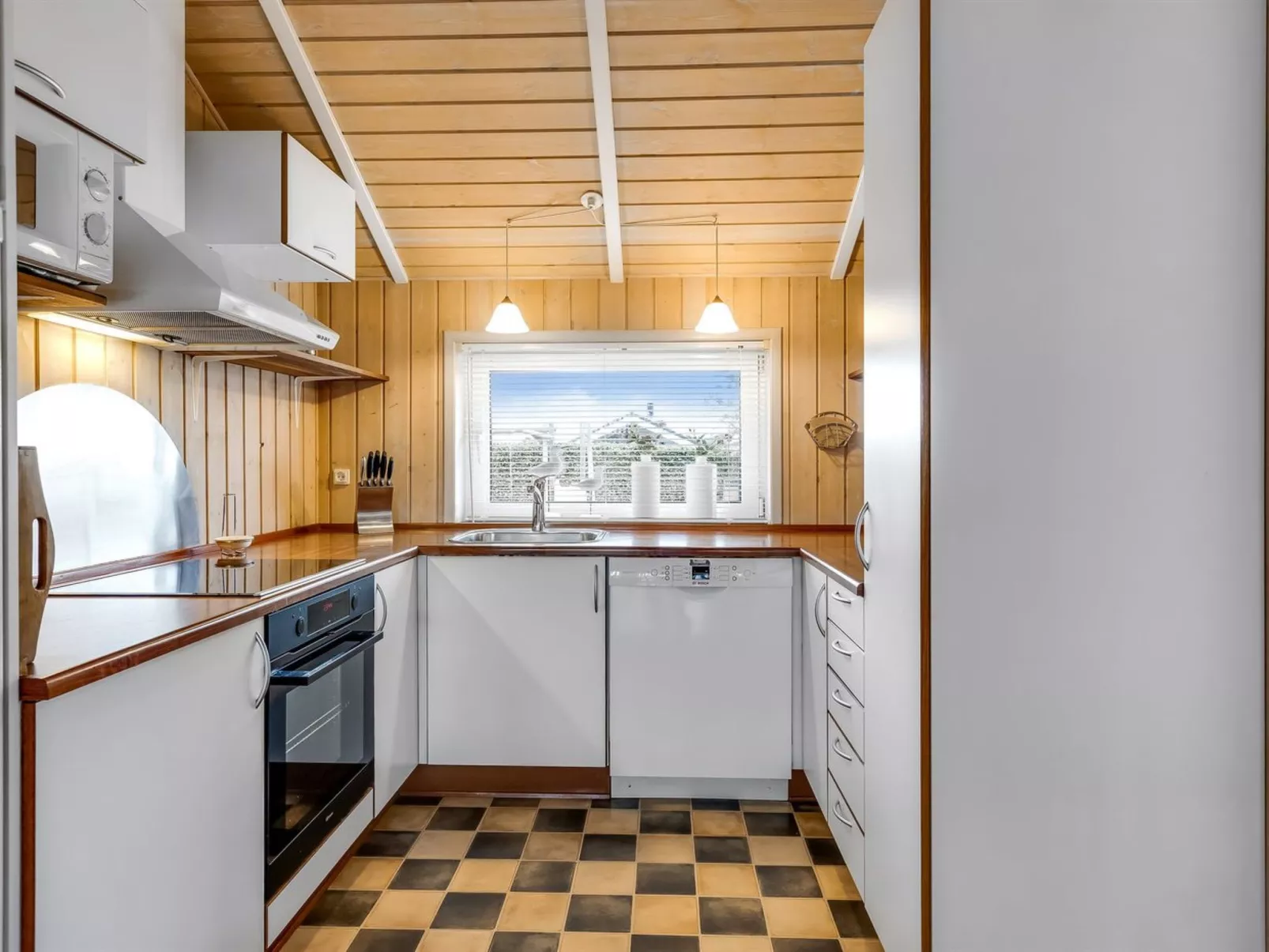 "Trifun" - 300m from the sea-Drinnen