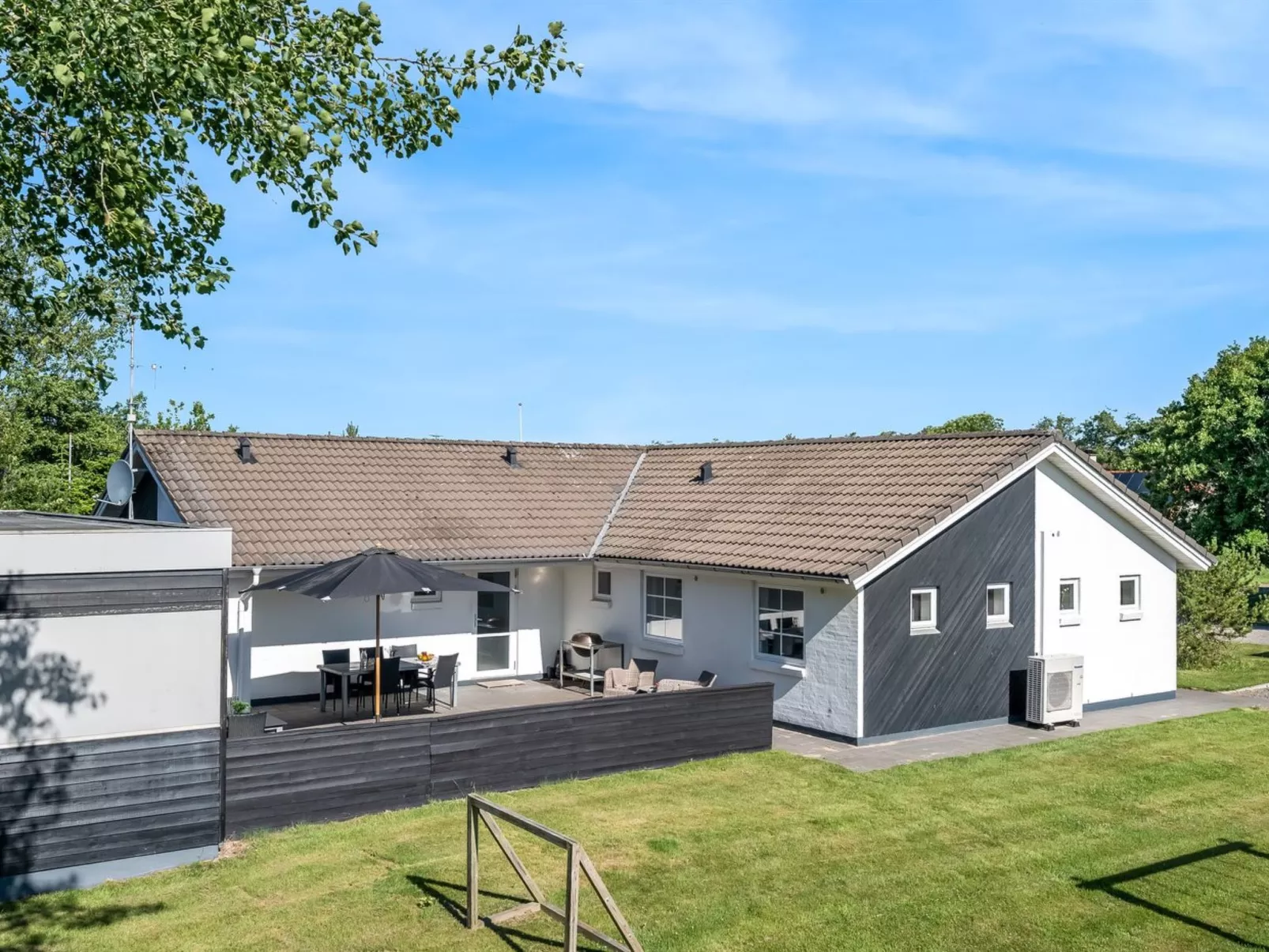 "Guthbrand" - 1.3km from the sea-Dehors