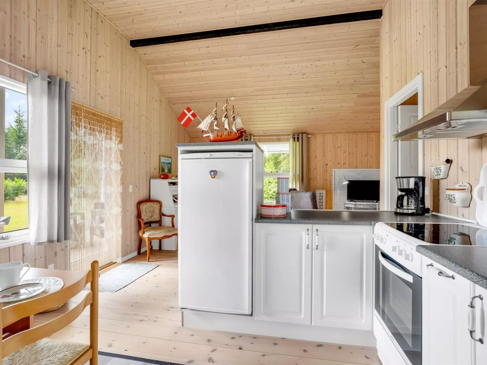 "Aleth" - 800m from the sea-Dedans