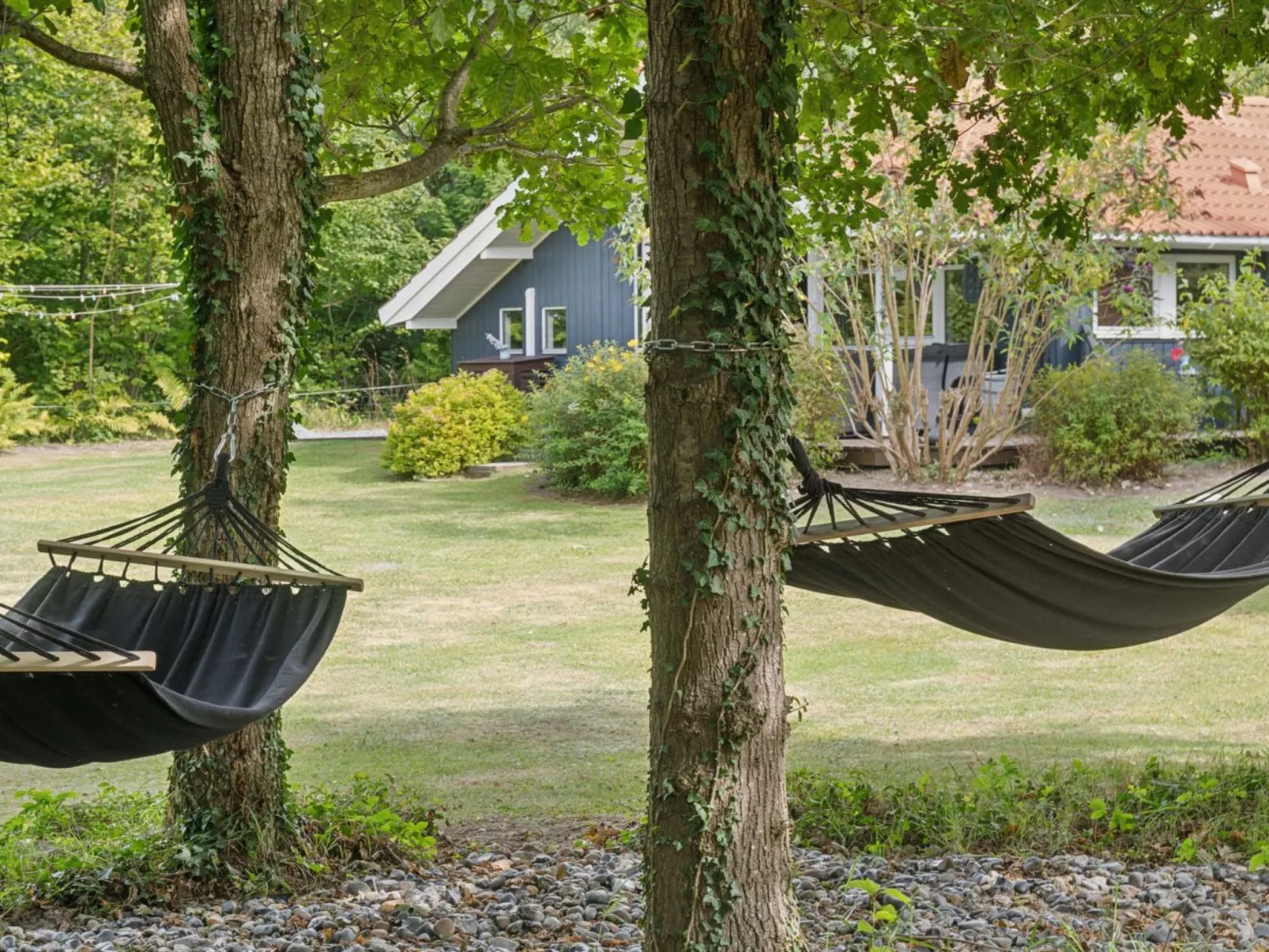 "Emelita" - 175m from the sea-Outside