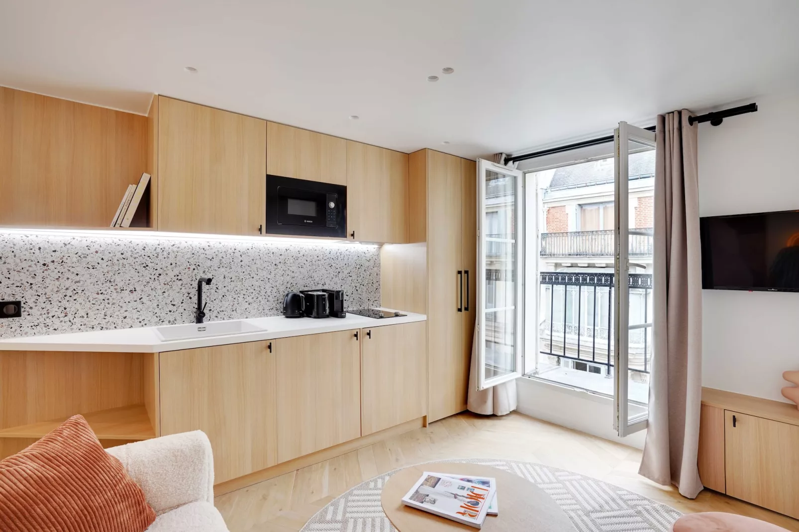 KJ-8-STOCKHOLM-5-M-Image-tags.