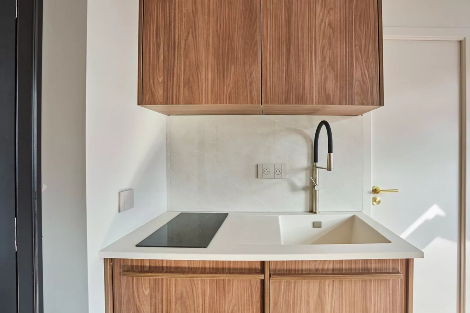 ALBERT THOMAS 13 NEW-Non tagué